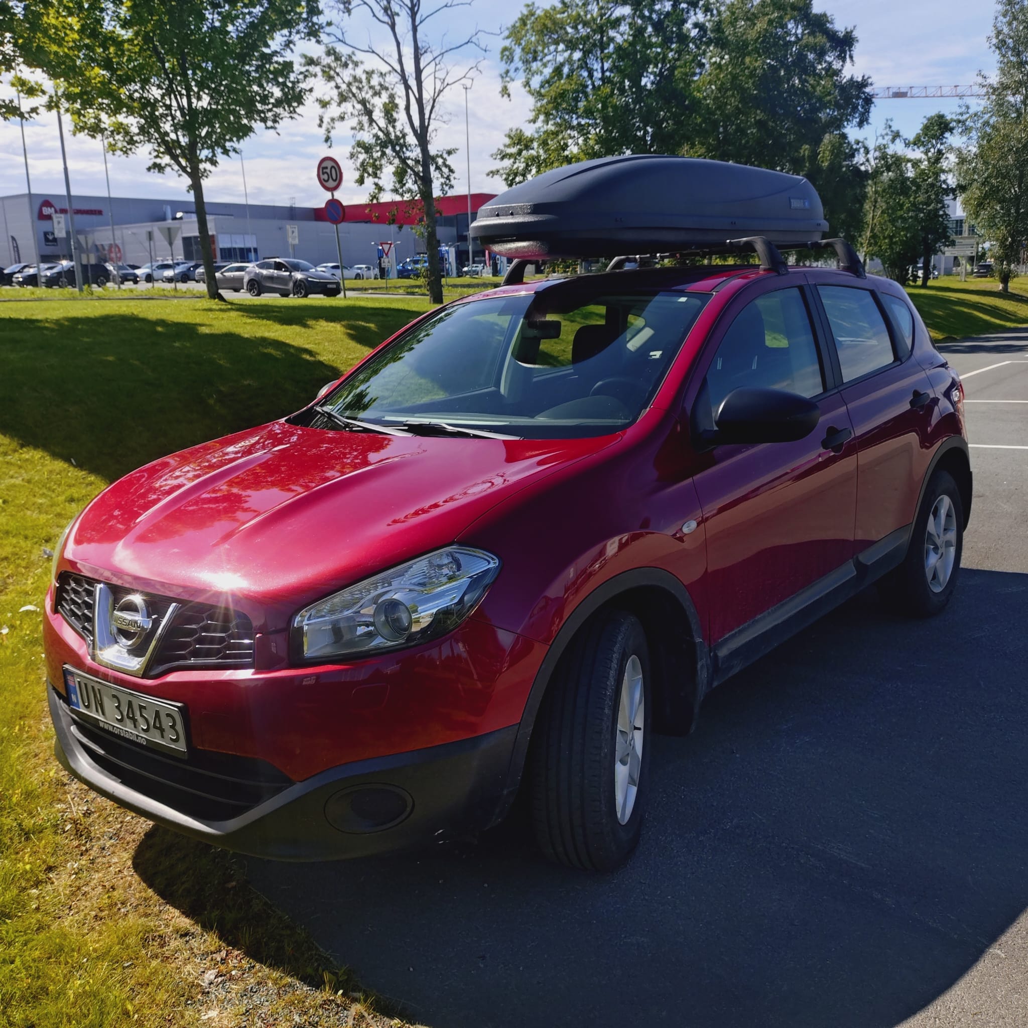 Nissan Qashqai with Baby seat
