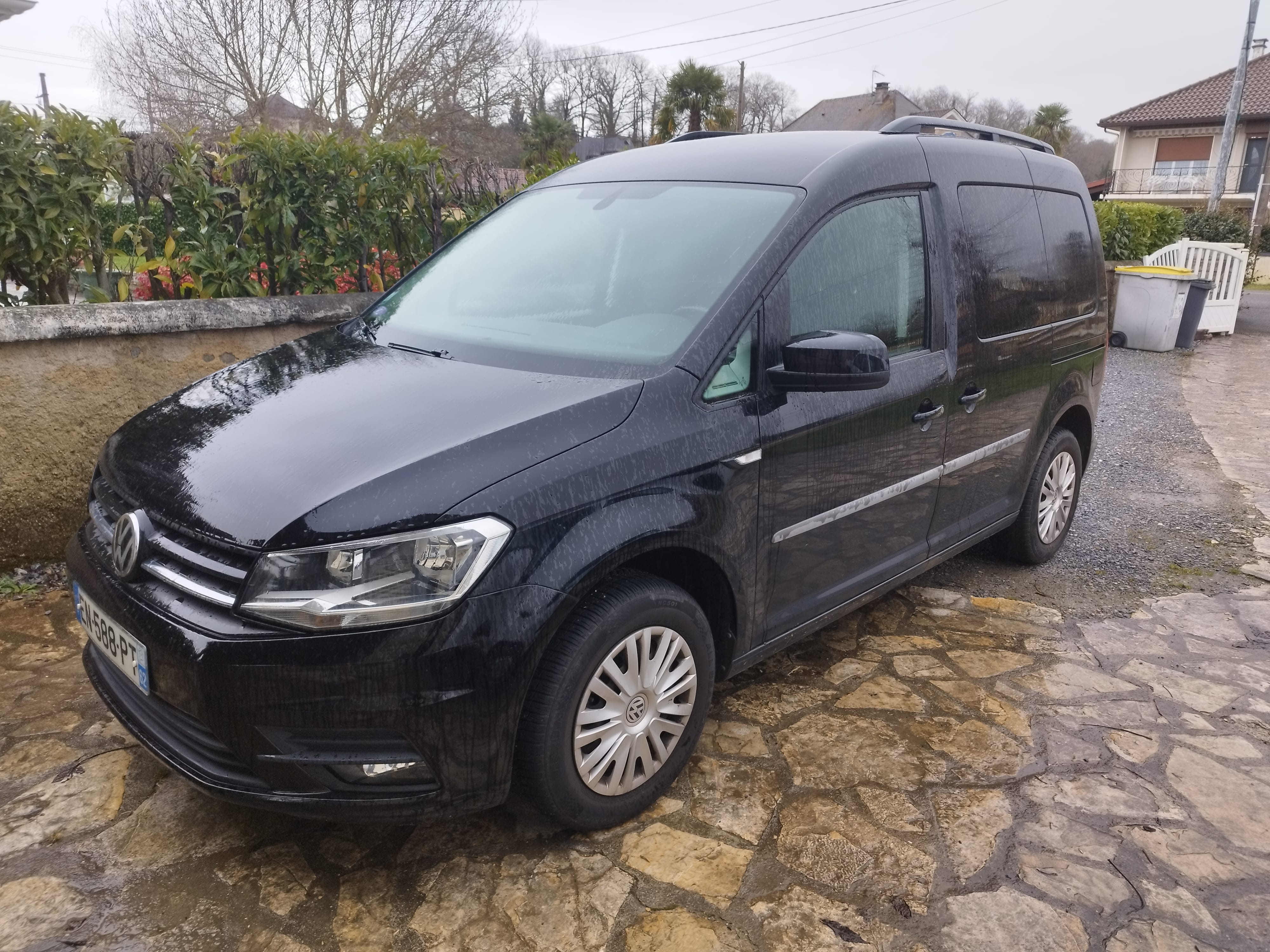 Volkswagen Caddy, 2017, Essence 95