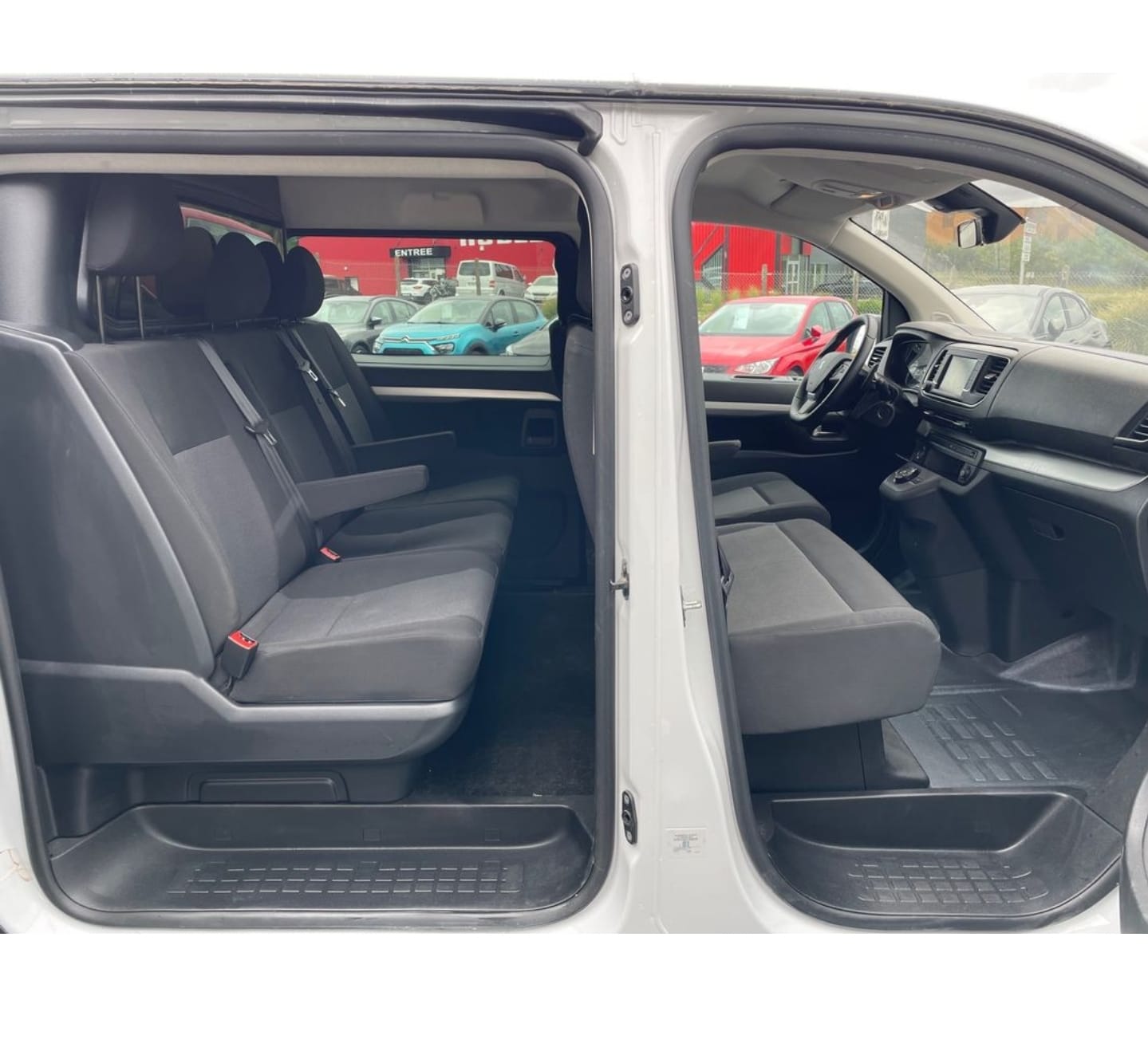 Peugeot Expert Double Cabine avec Android Auto