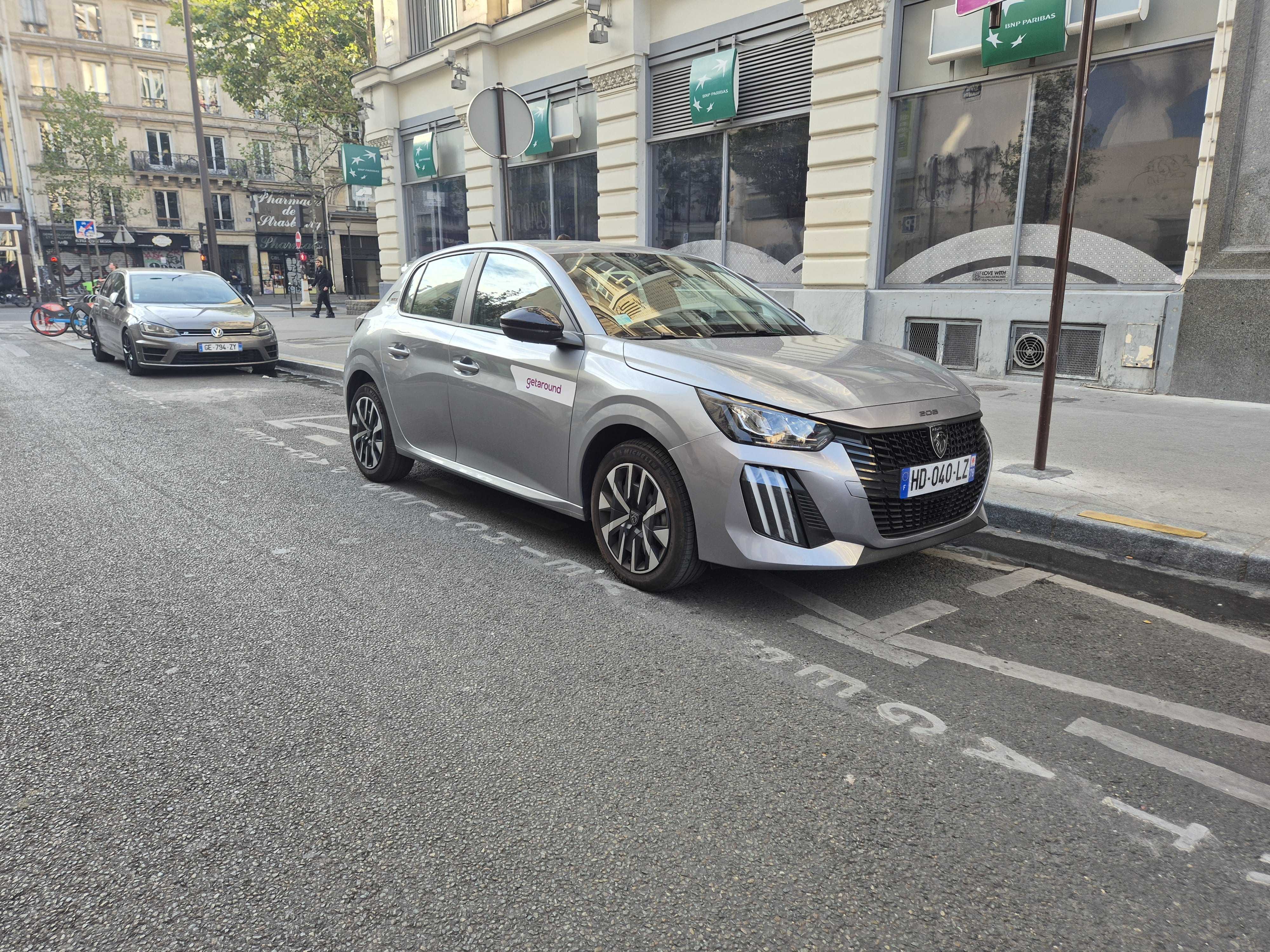 Peugeot 208 avec Régulateur de vitesse