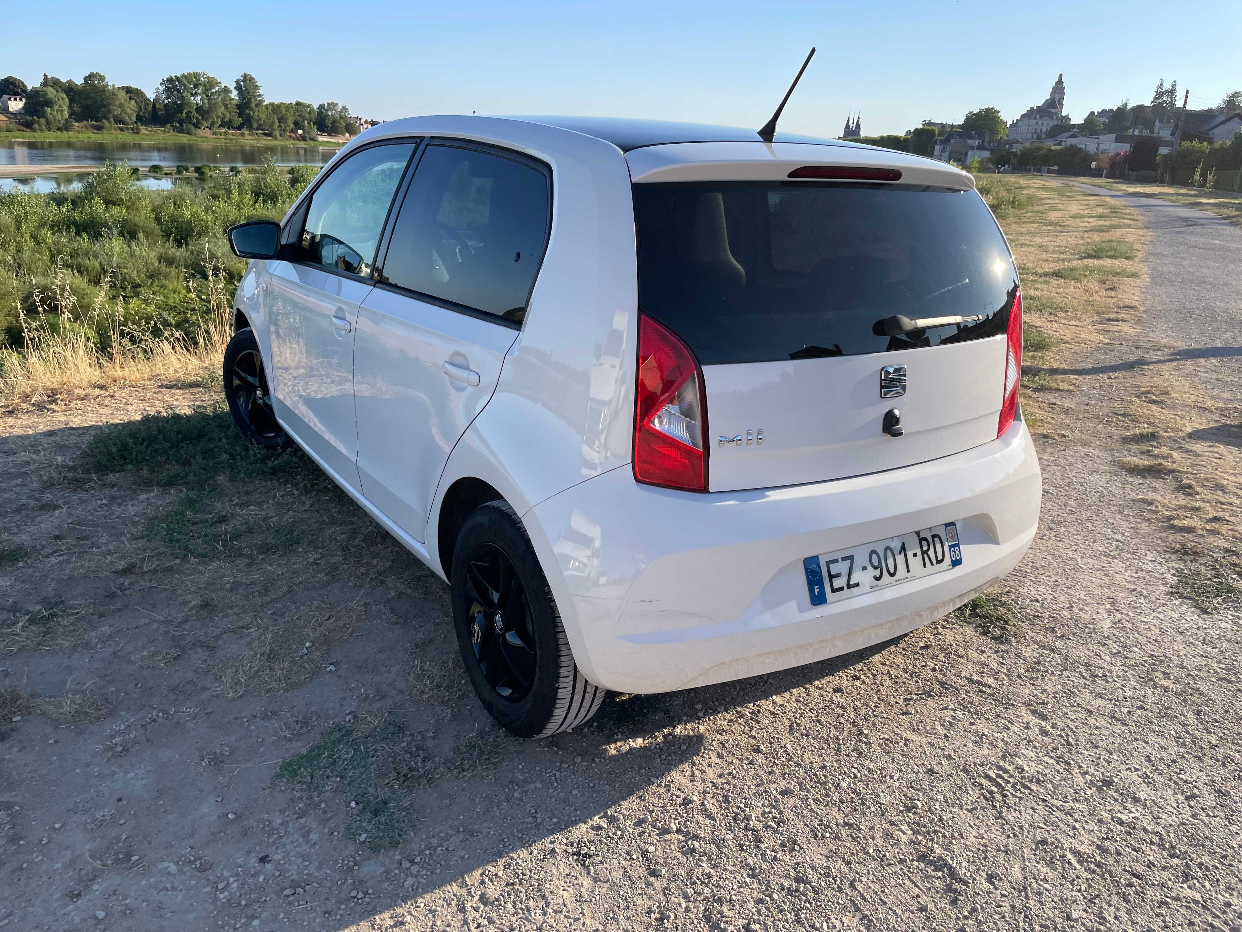 Seat Mii 1.0 75 cv avec Audio Bluetooth