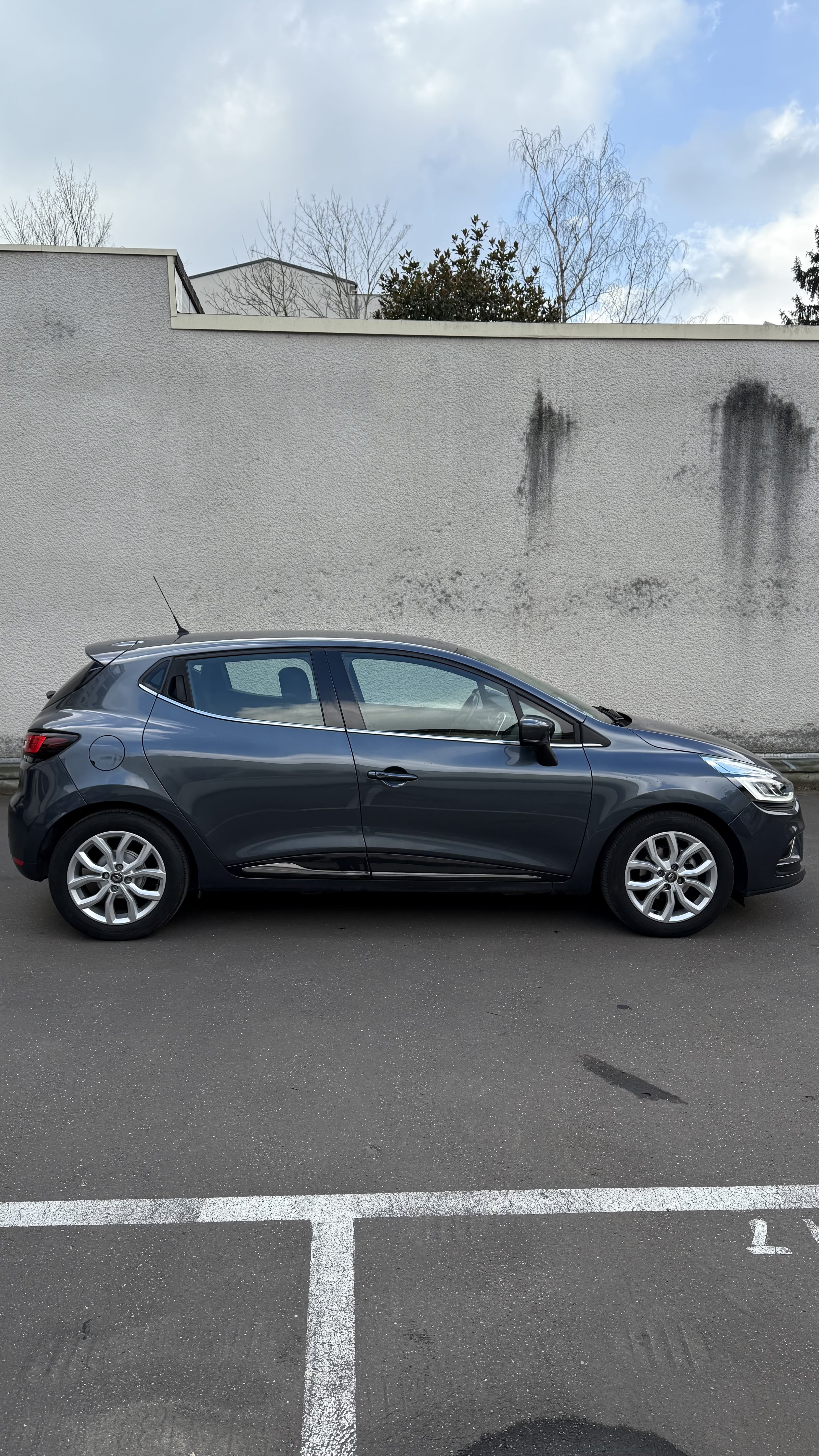 Renault Clio avec Climatisation