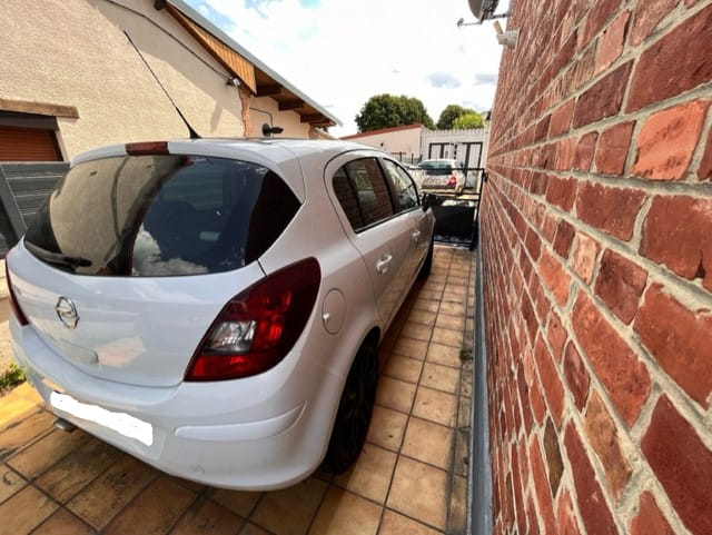 Opel Corsa avec Climatisation