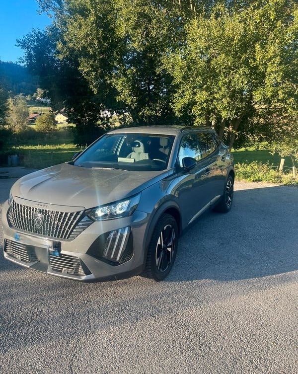 Peugeot 2008, 2024, Essence 95 / Electric (hybrid), automatic