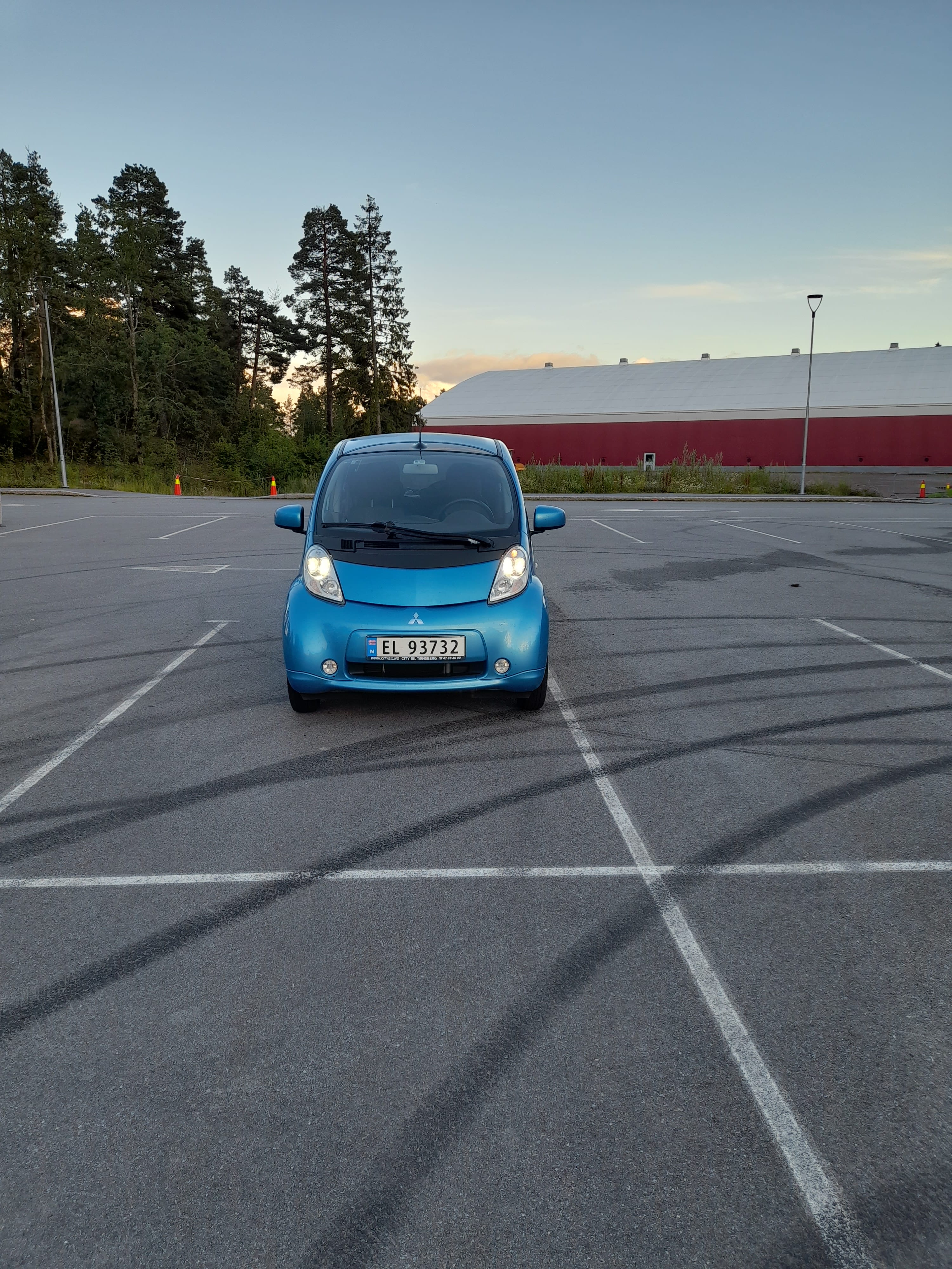 Mitsubishi i-Miev, 2016, Elektrisk, automatisk