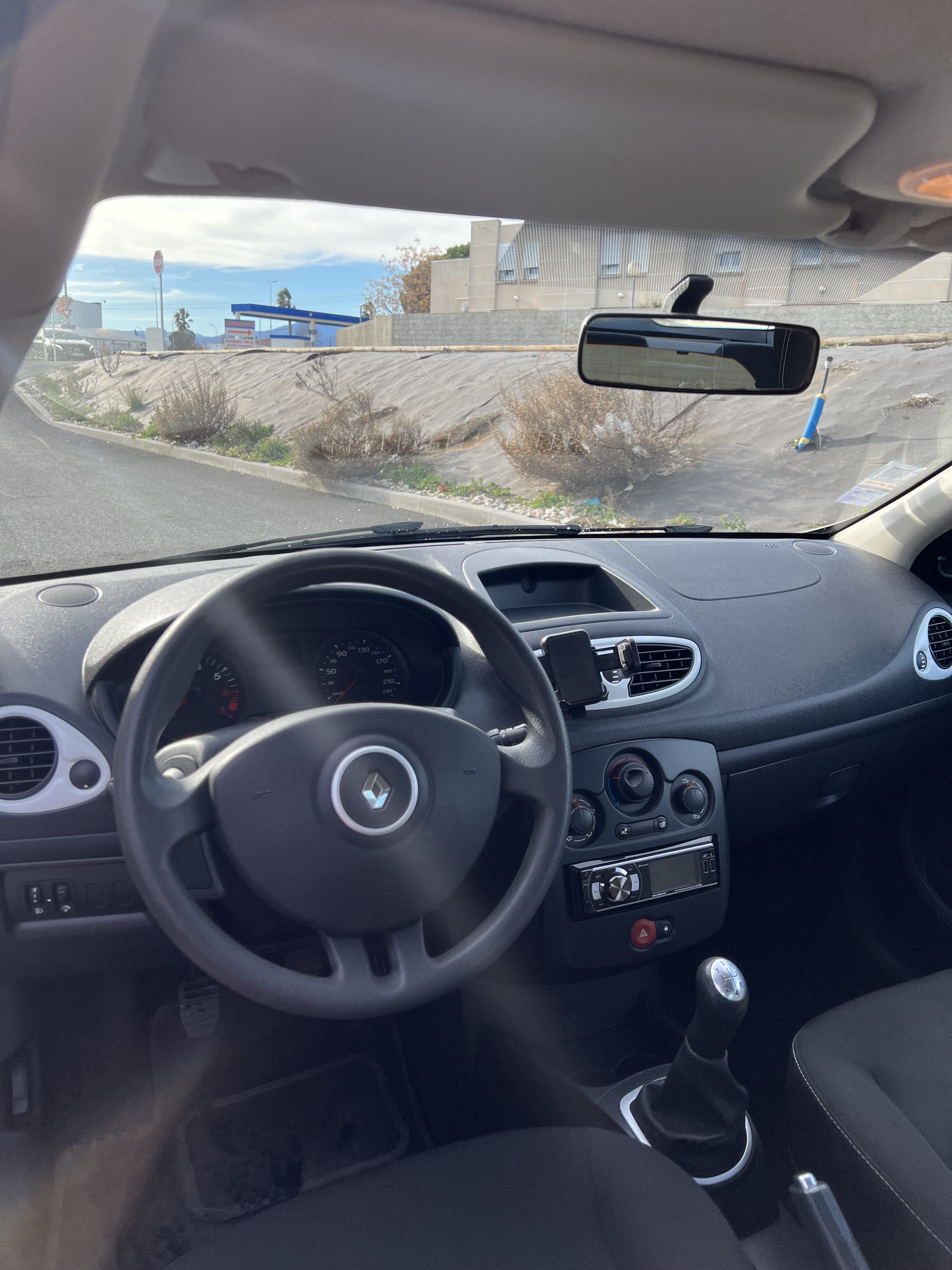 Renault Clio III avec Entrée audio / iPod