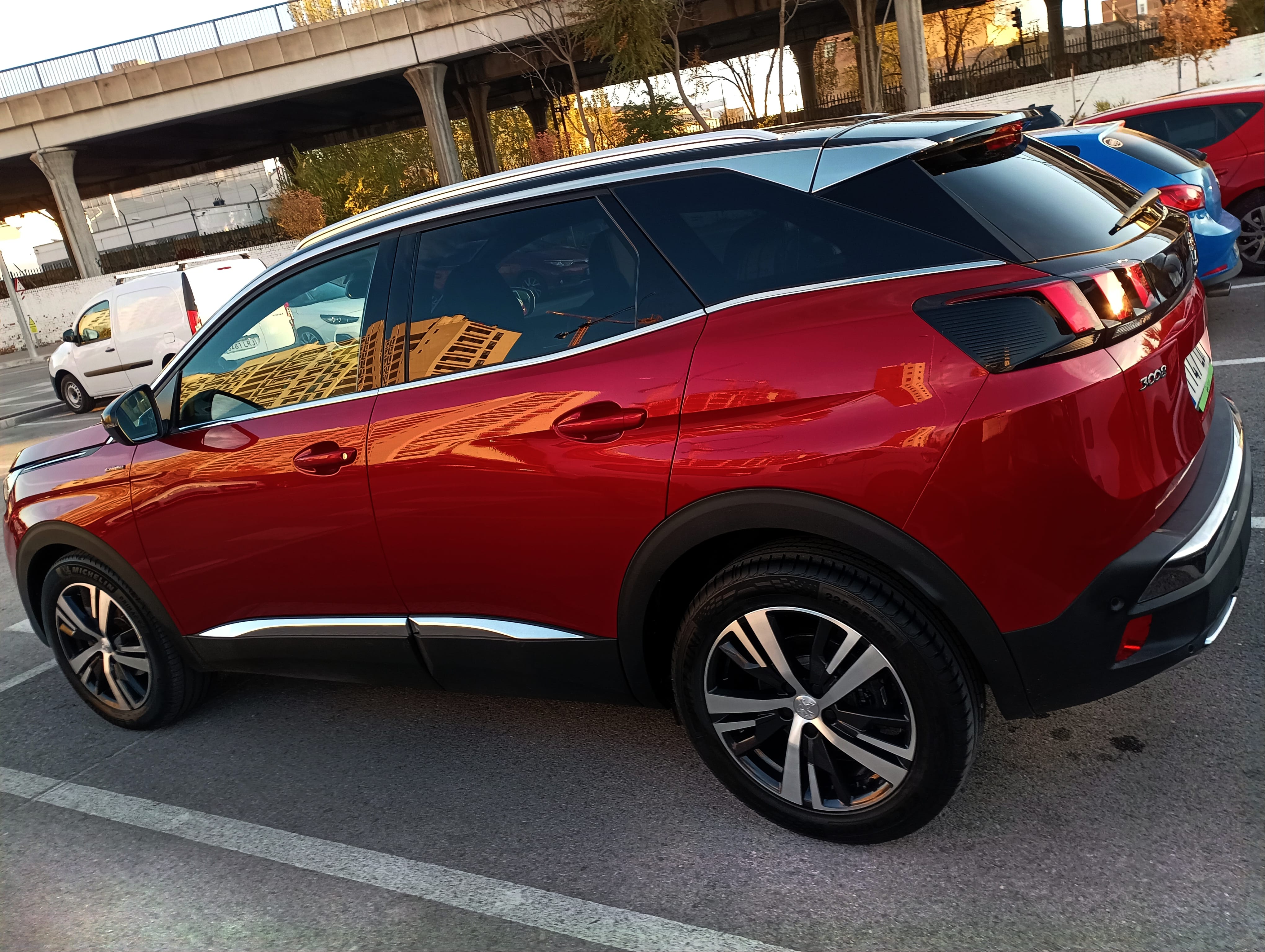 Peugeot 3008 1.2 puretech GT line 130CV con Aire acondicionado