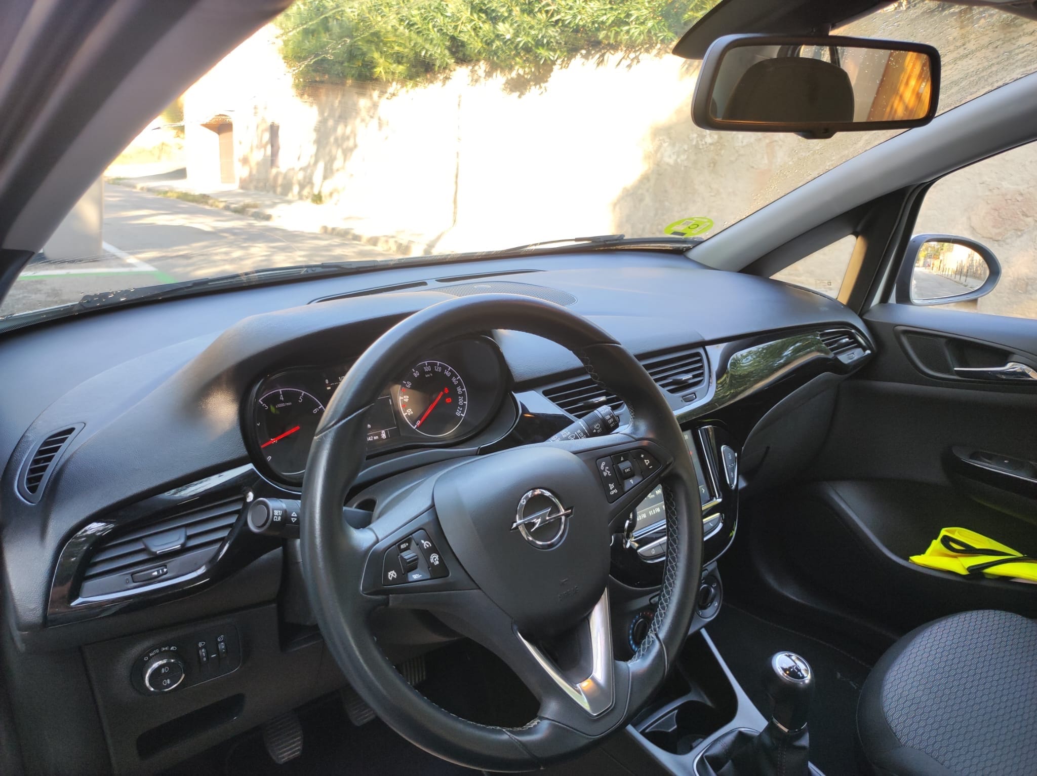 Opel Corsa avec Audio Bluetooth