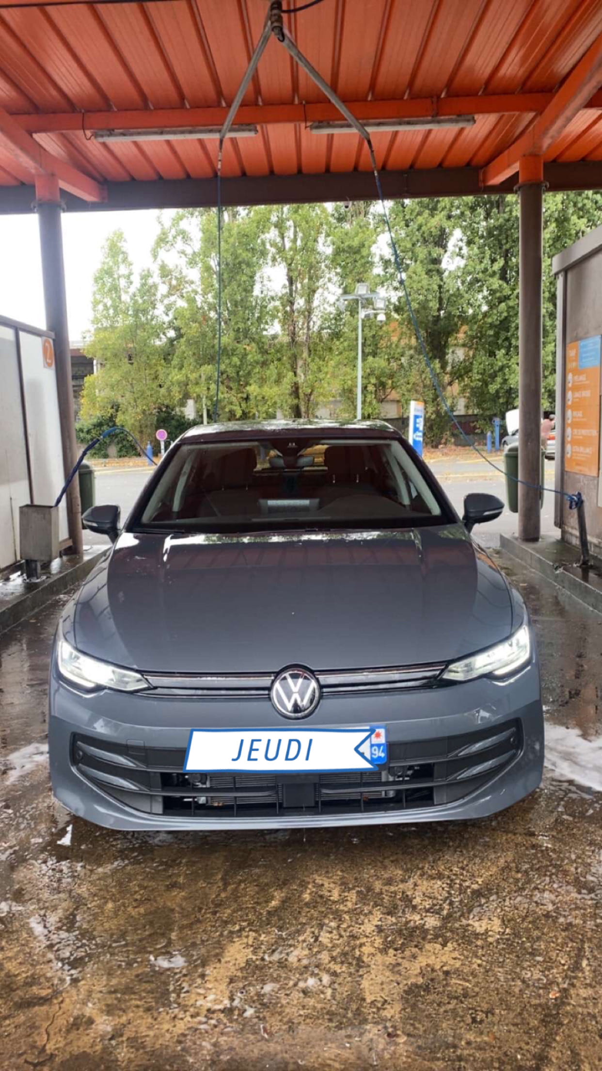Volkswagen Golf, 2025, Essence 98, automatique