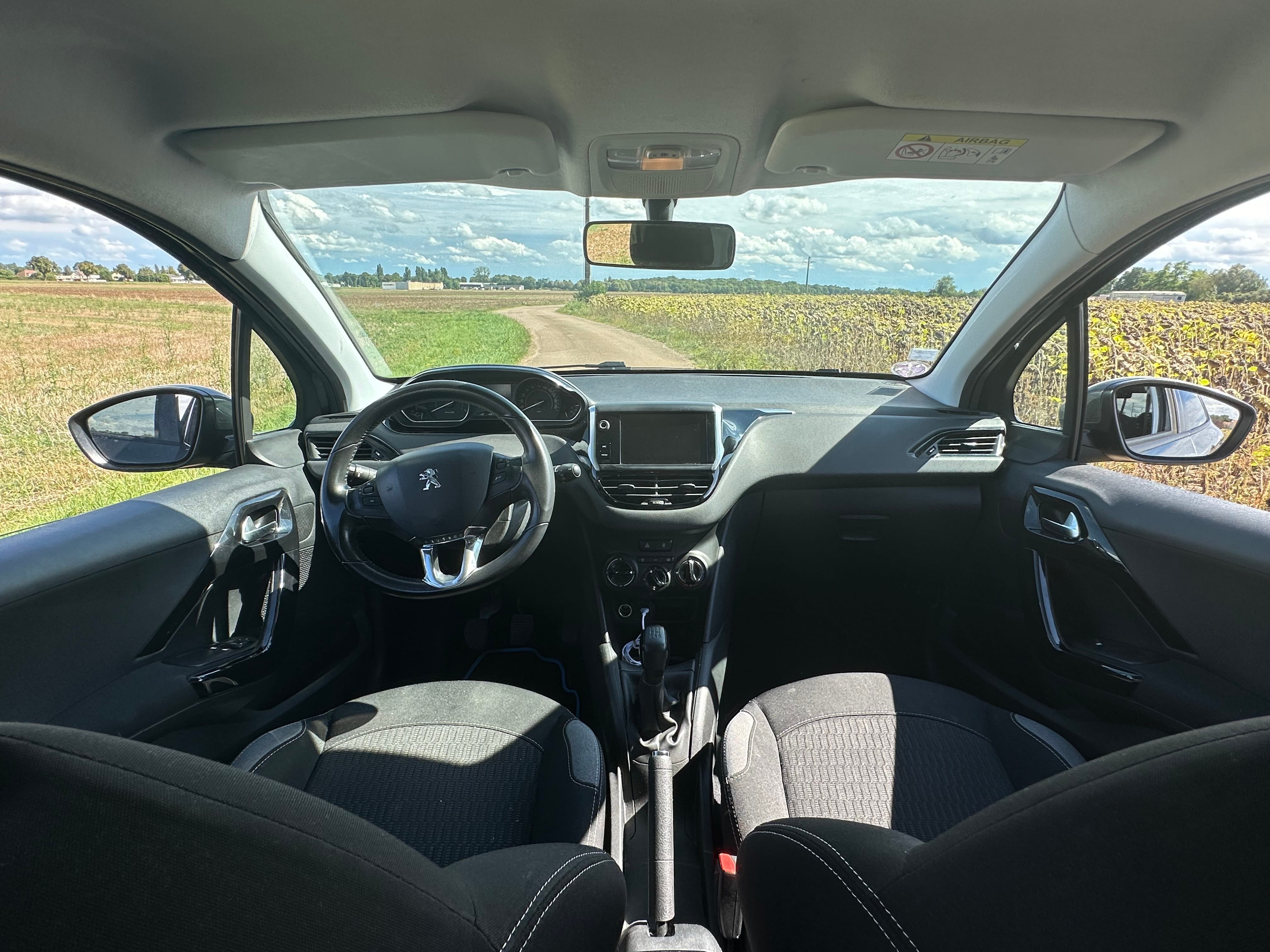 Peugeot 208 GARE SNCF avec Régulateur de vitesse