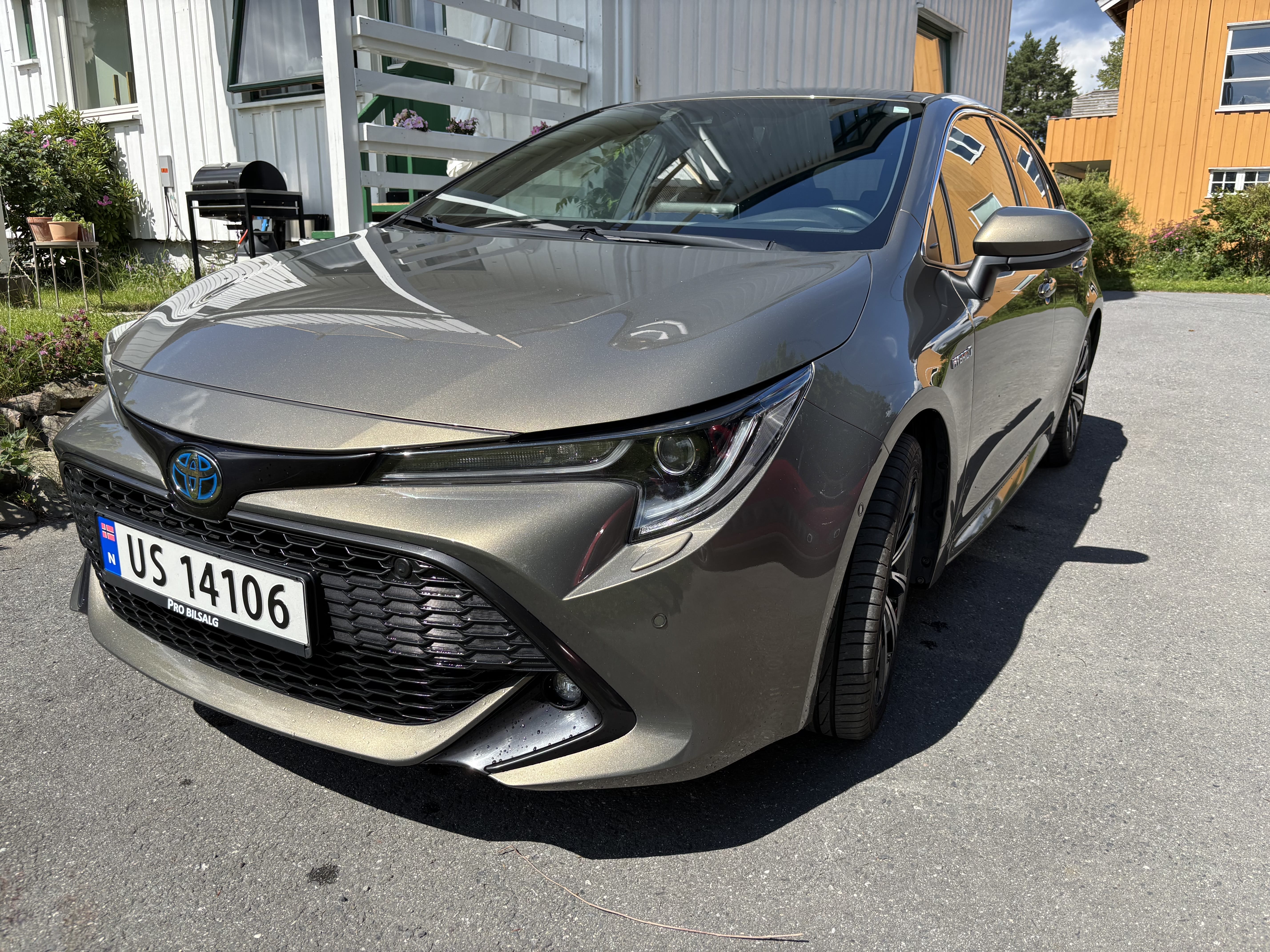 Toyota Corolla Hybrid, 2021, Blyfri 95, automatisk