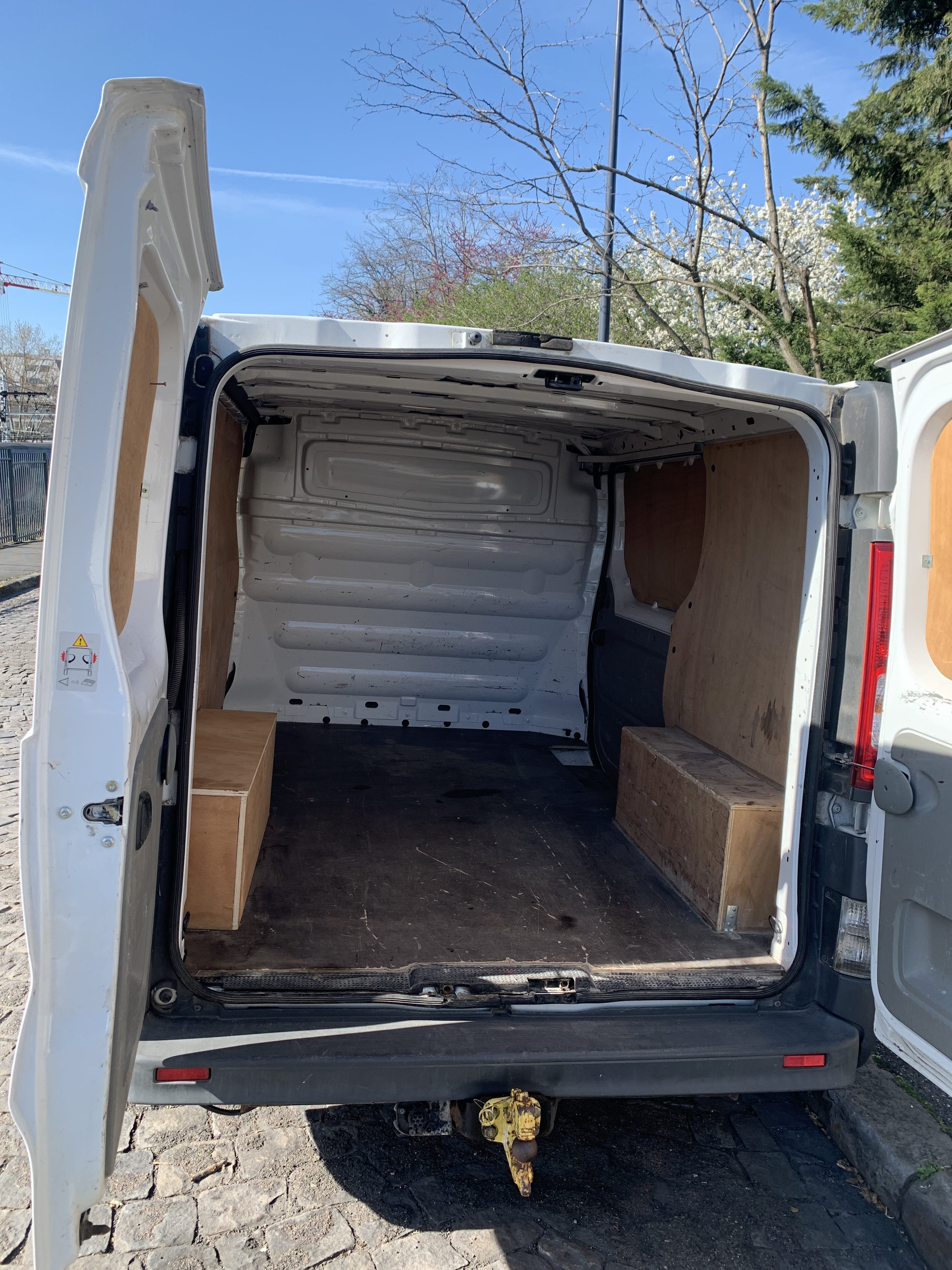 Renault Trafic 2.0 dci avec Audio Bluetooth