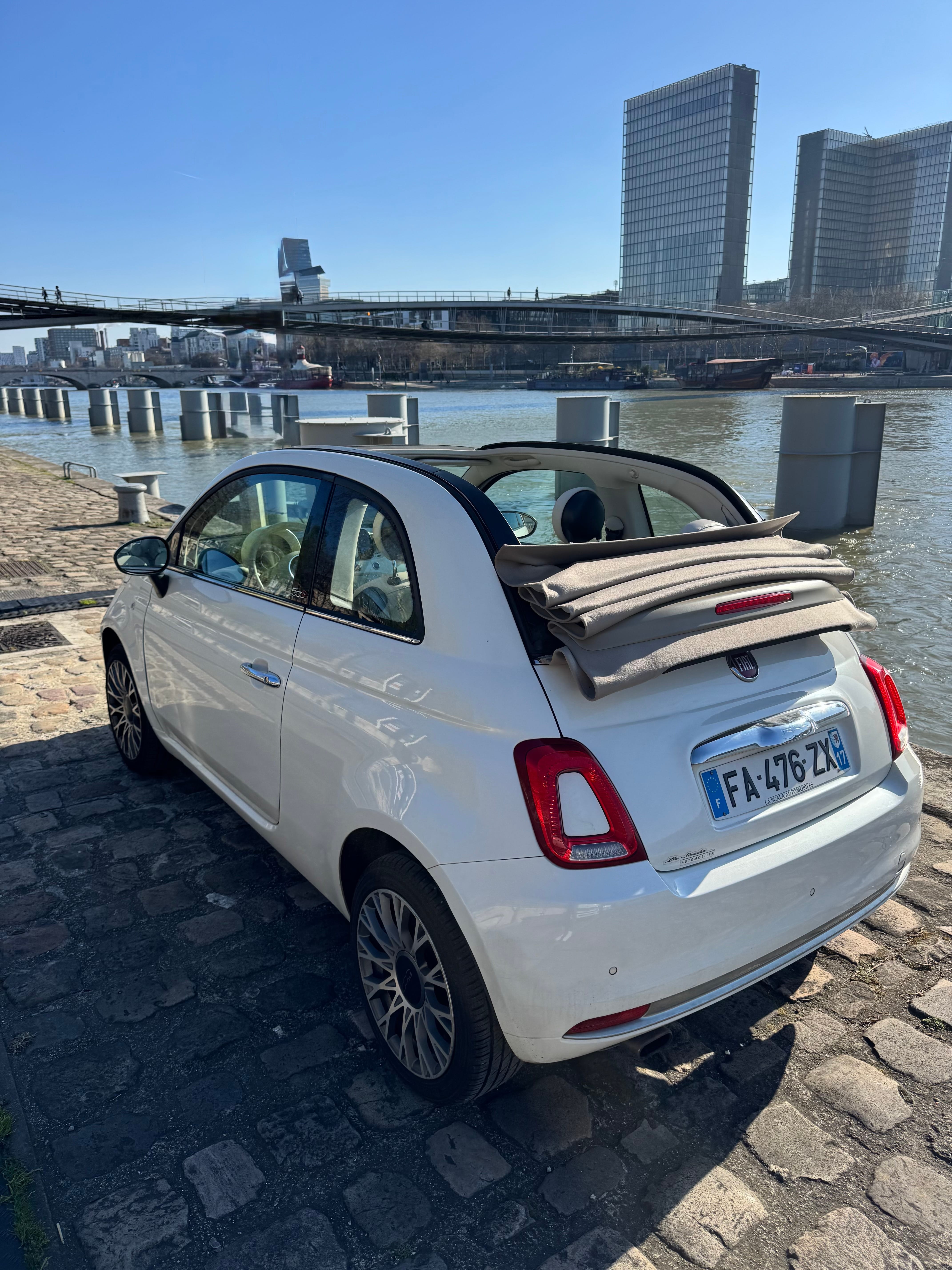 Fiat 500 C avec GPS