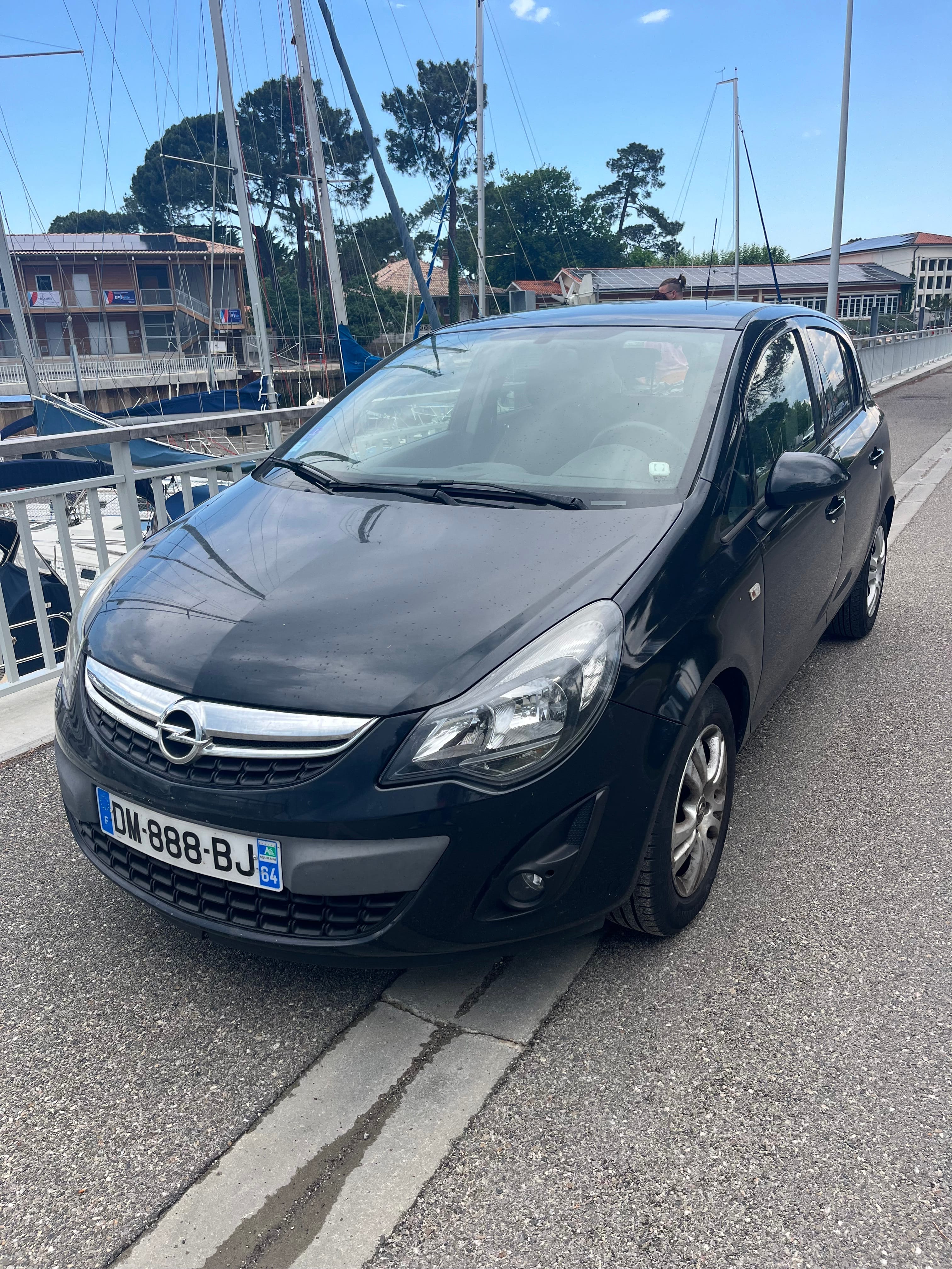 Opel Corsa, 2014, Essence 95