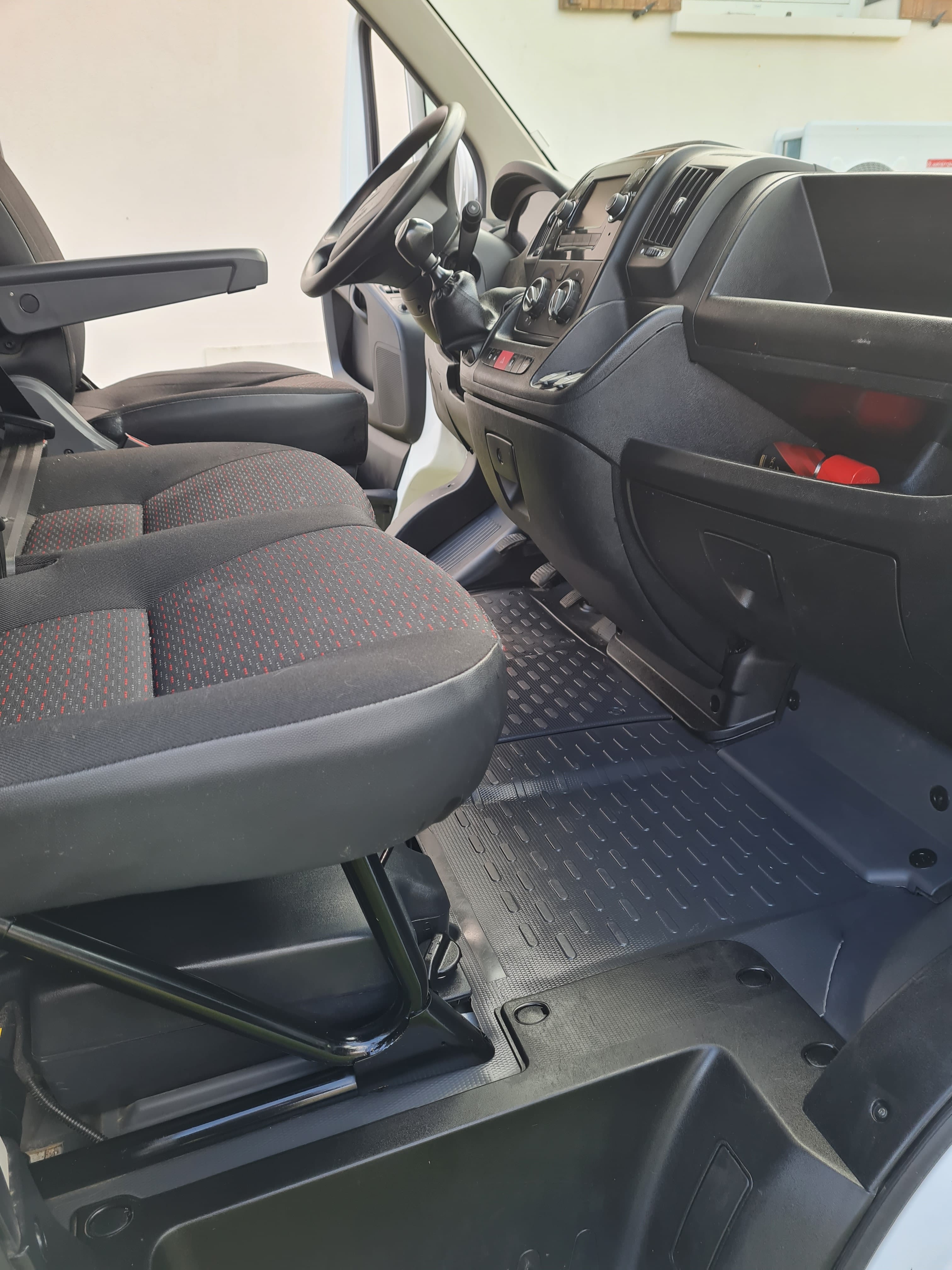 Peugeot Boxer FOURGON.  12 m³
