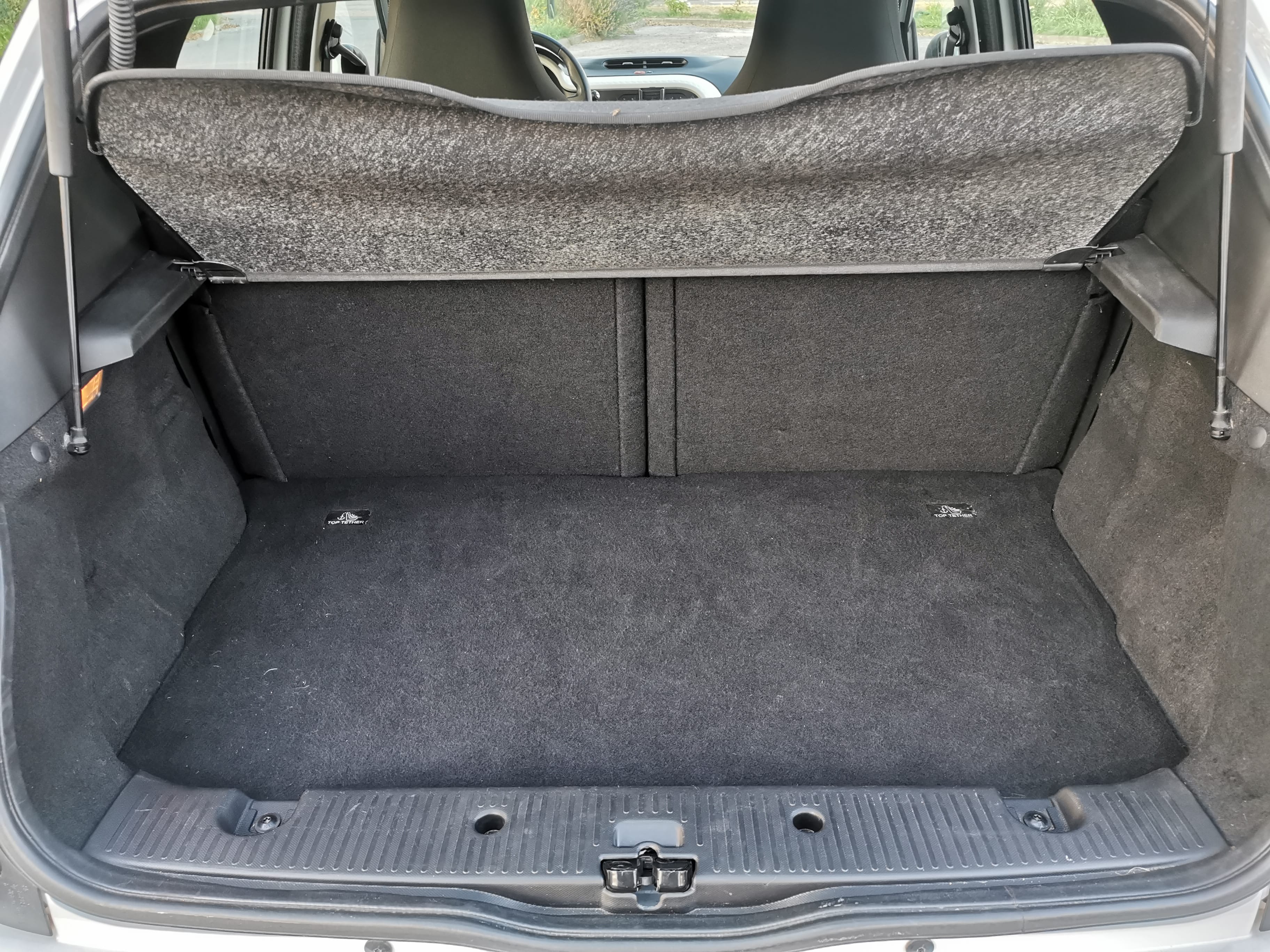 Renault Twingo III avec Port USB