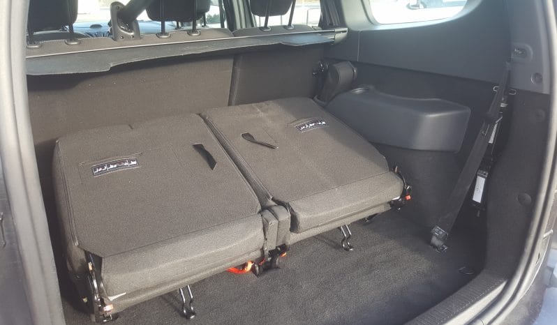 Dacia Lodgy avec Siège bébé
