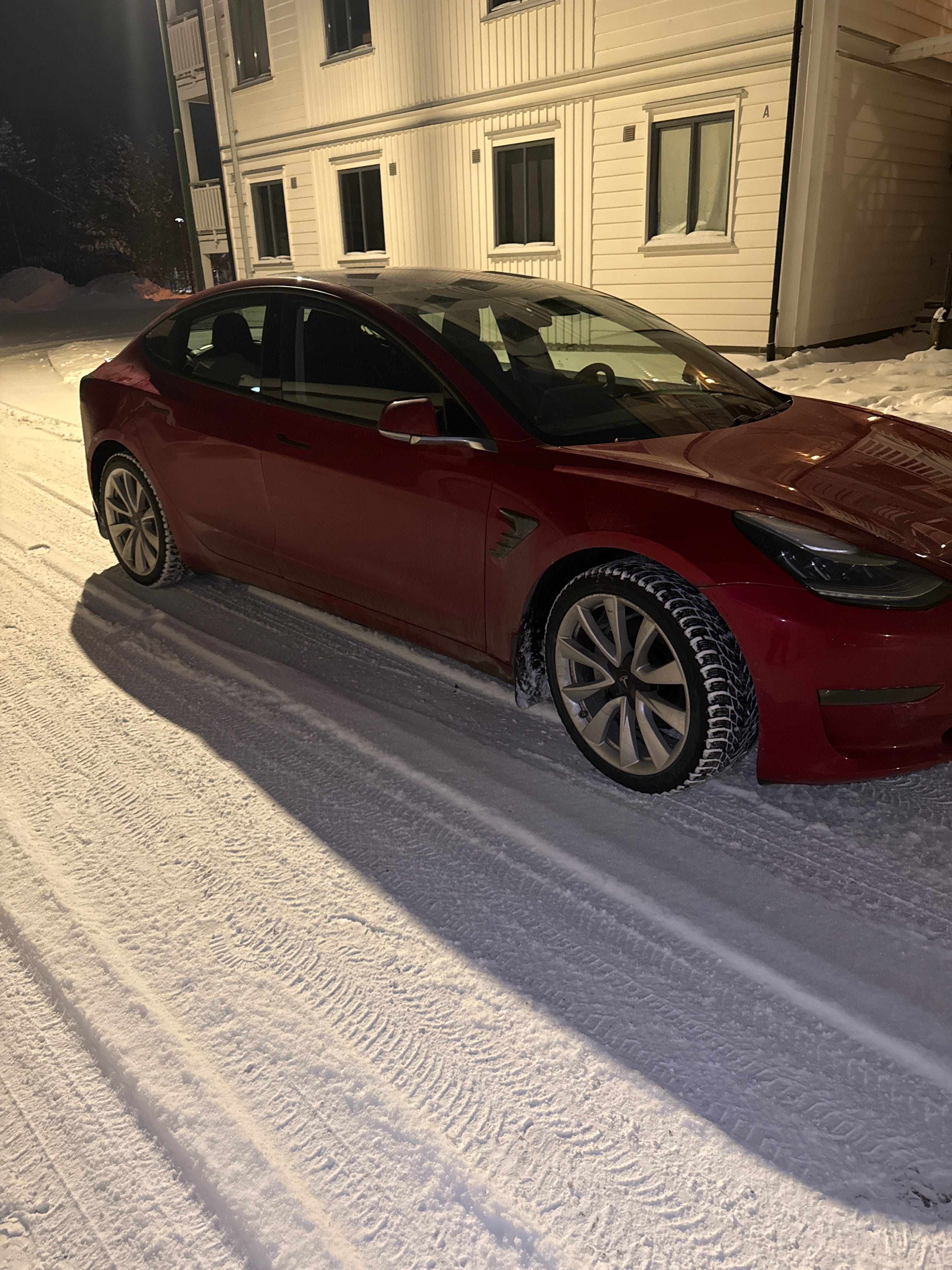 Tesla Model 3 Long Range med Aircondition