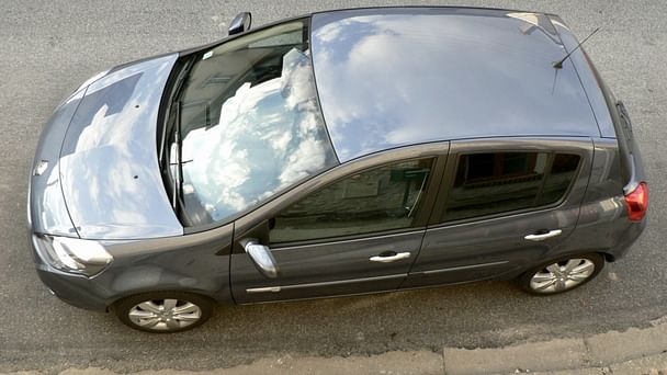 Renault Clio Louez la Renault Clio Essence – Sécurité, Confort et Économie !