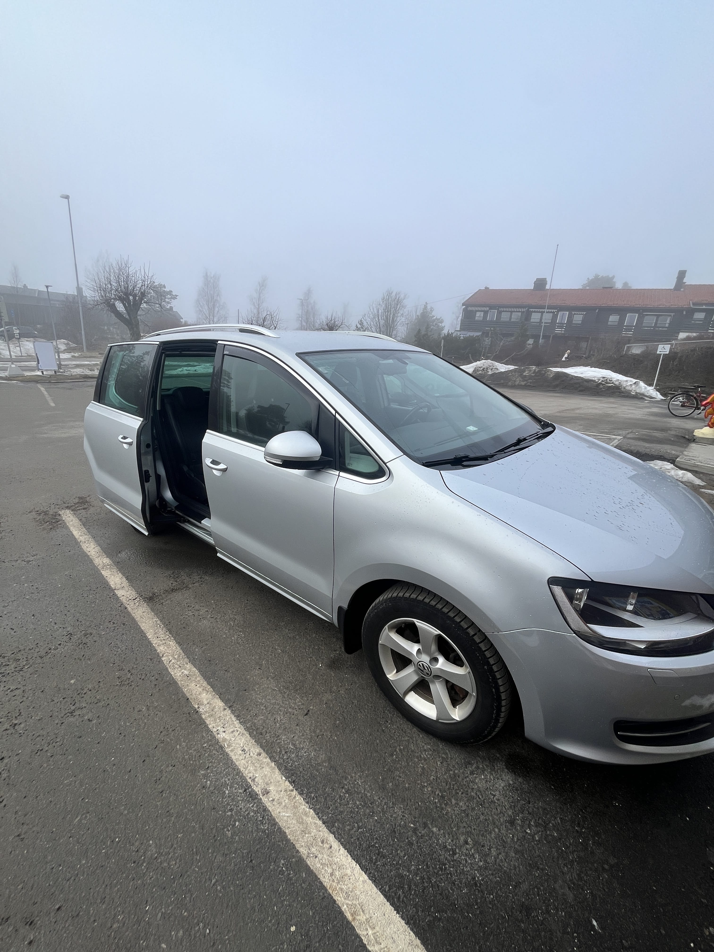 Volkswagen Sharan med Bluetooth audio