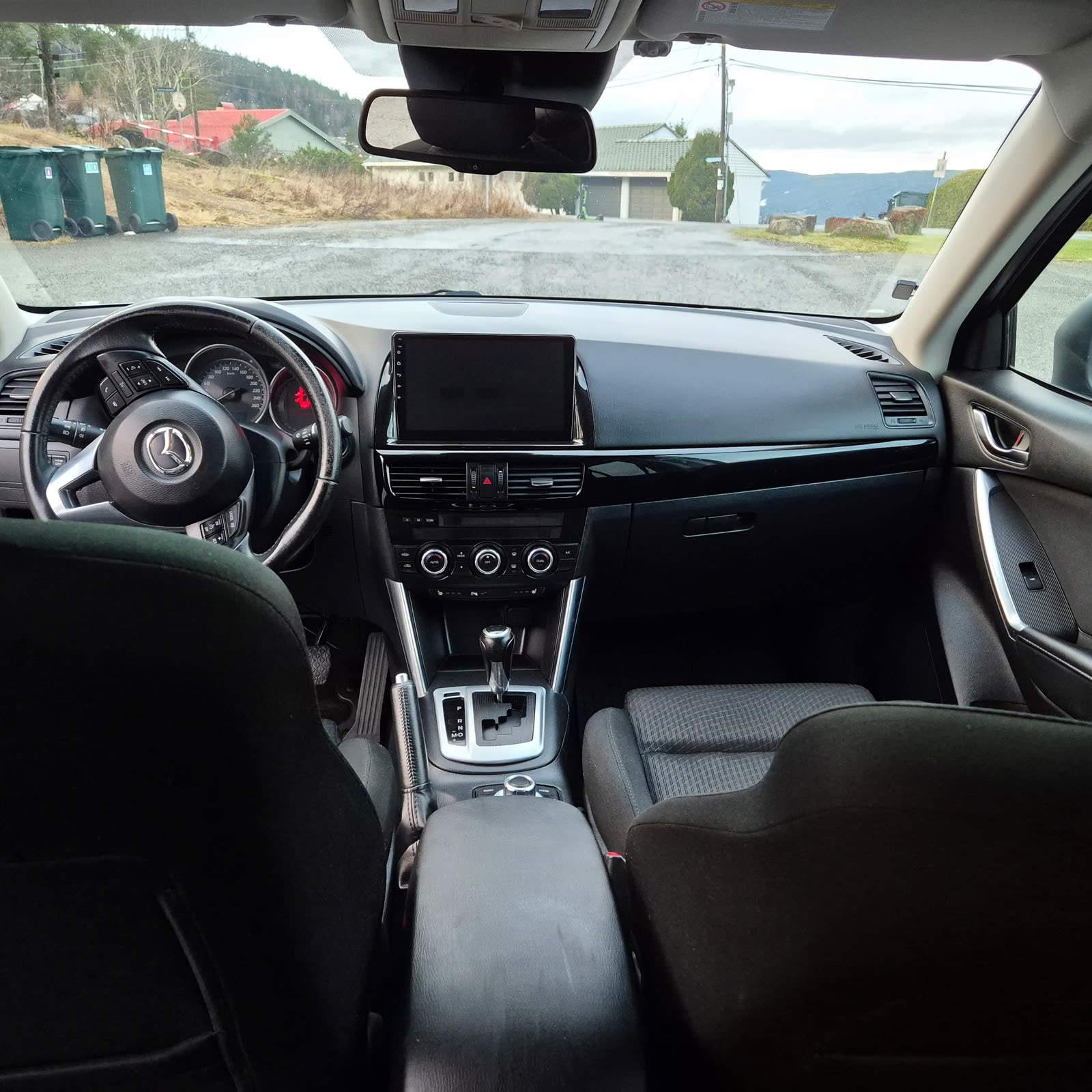 Mazda CX-5 with Air conditioning