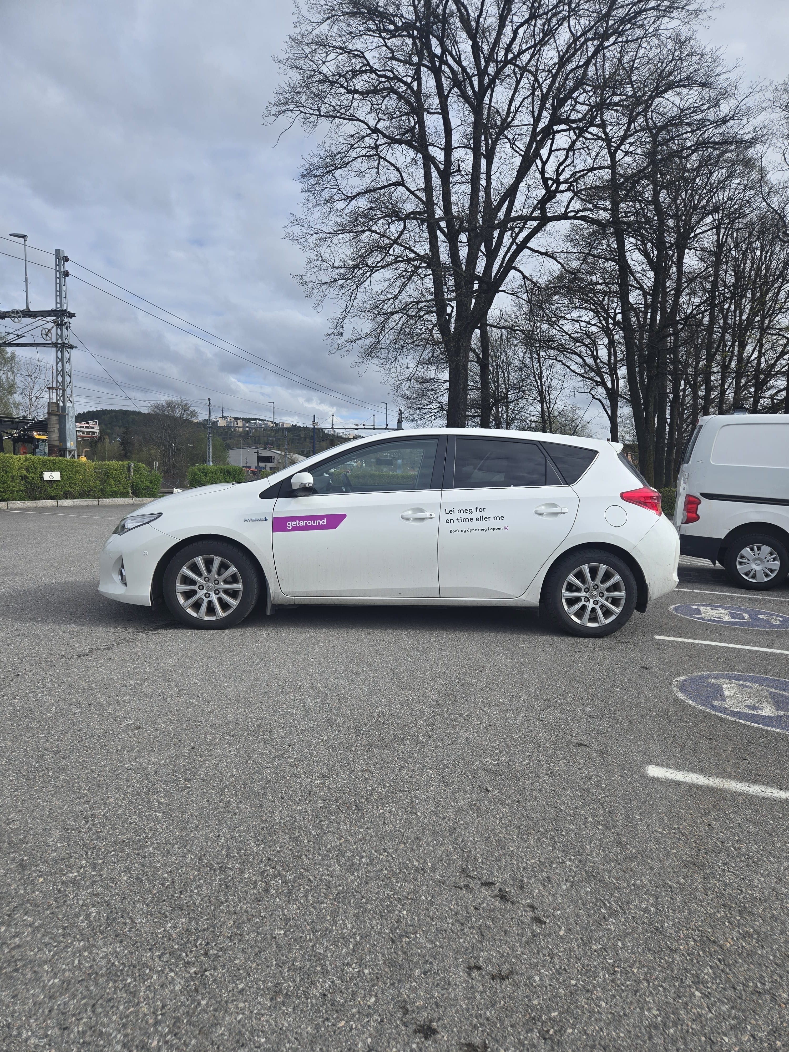 Toyota Auris 1,8 Hybrid, Automat, Panorama tak med Aircondition