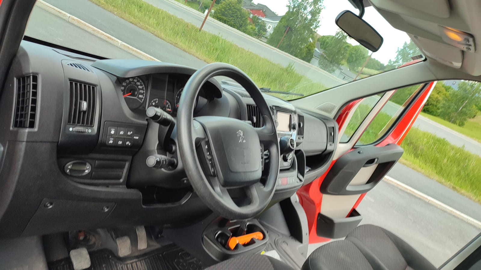 Peugeot Boxer with Hitch