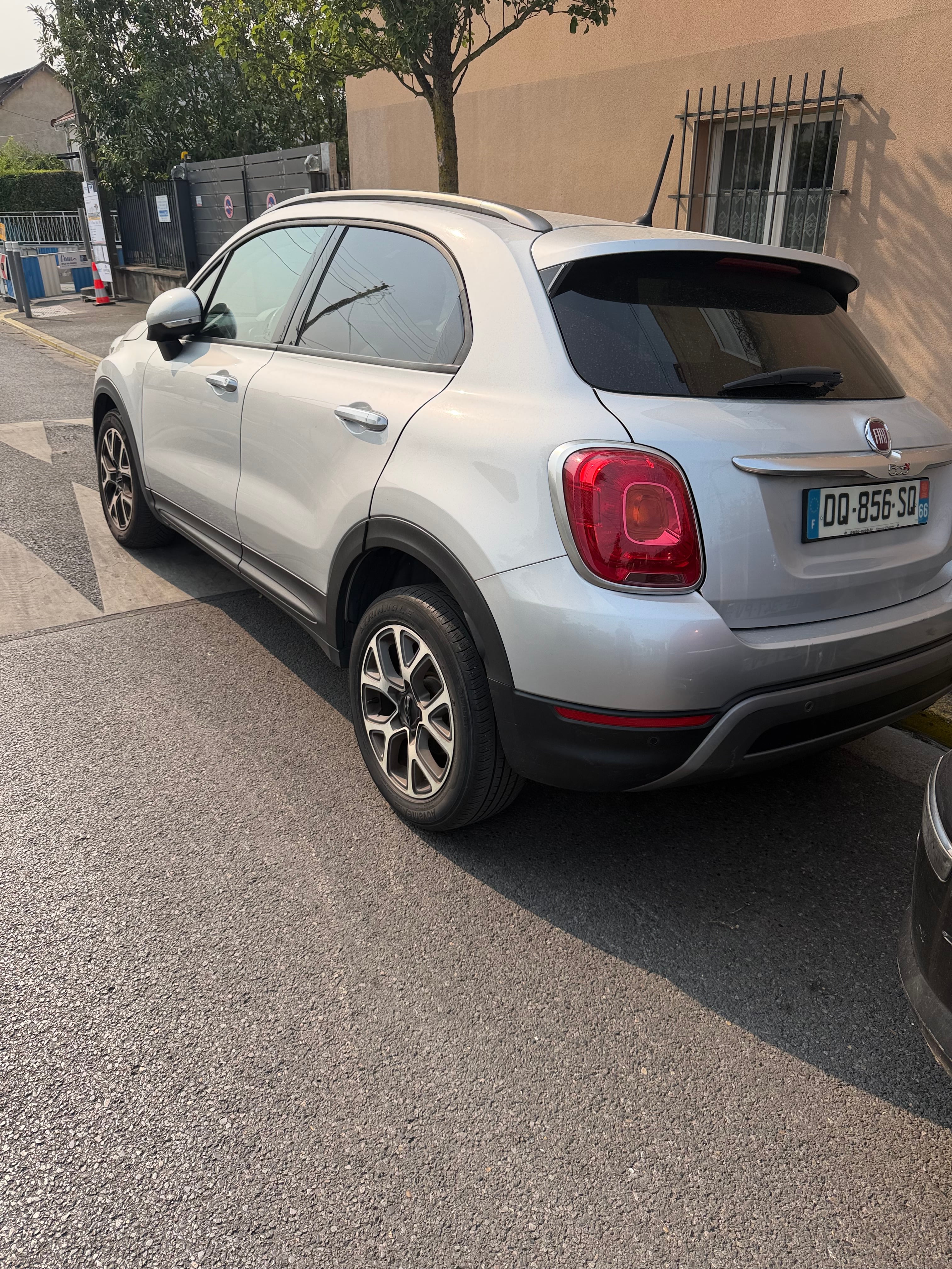 Fiat 500 X avec GPS