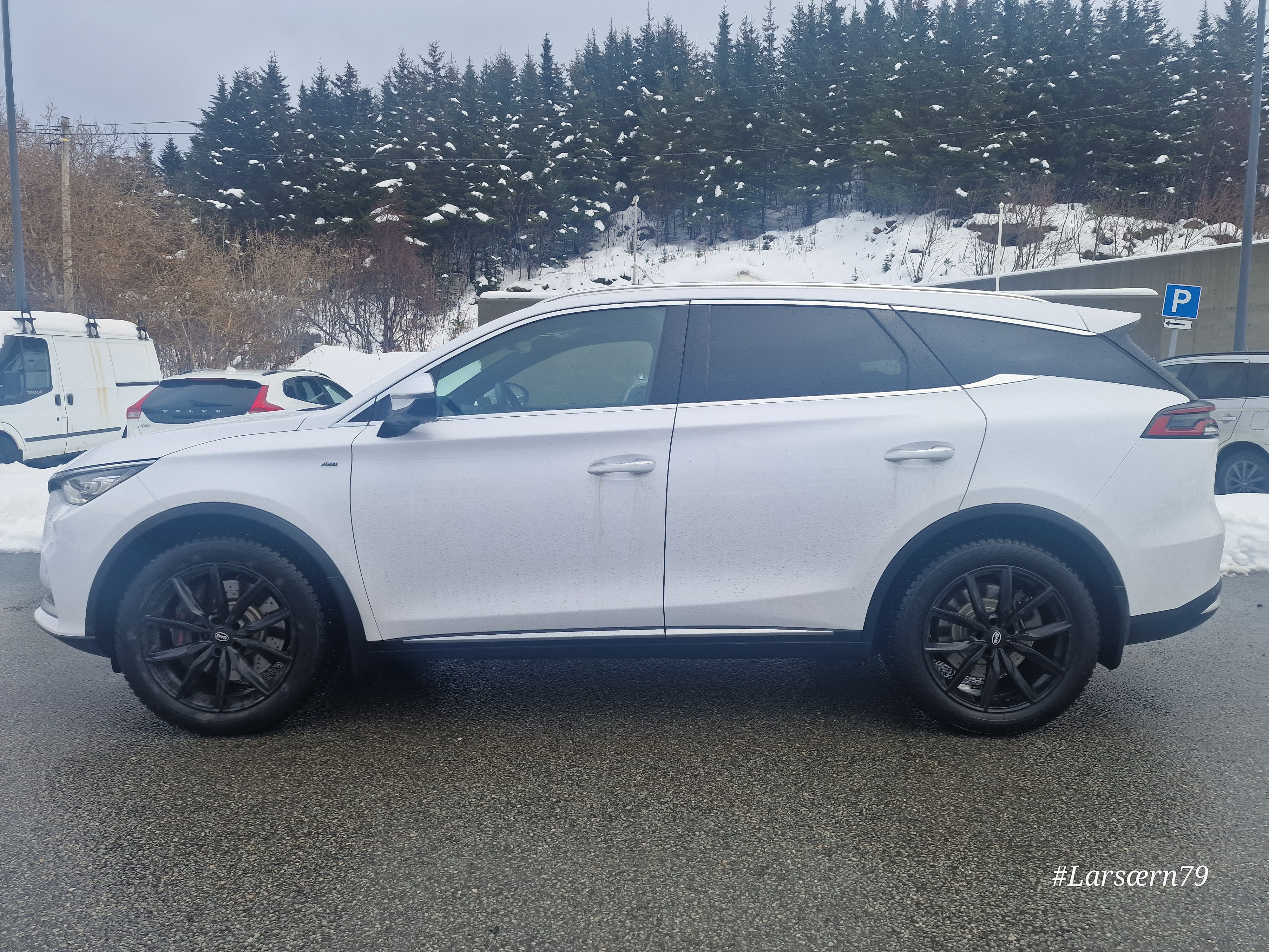 BYD Tang with Air conditioning