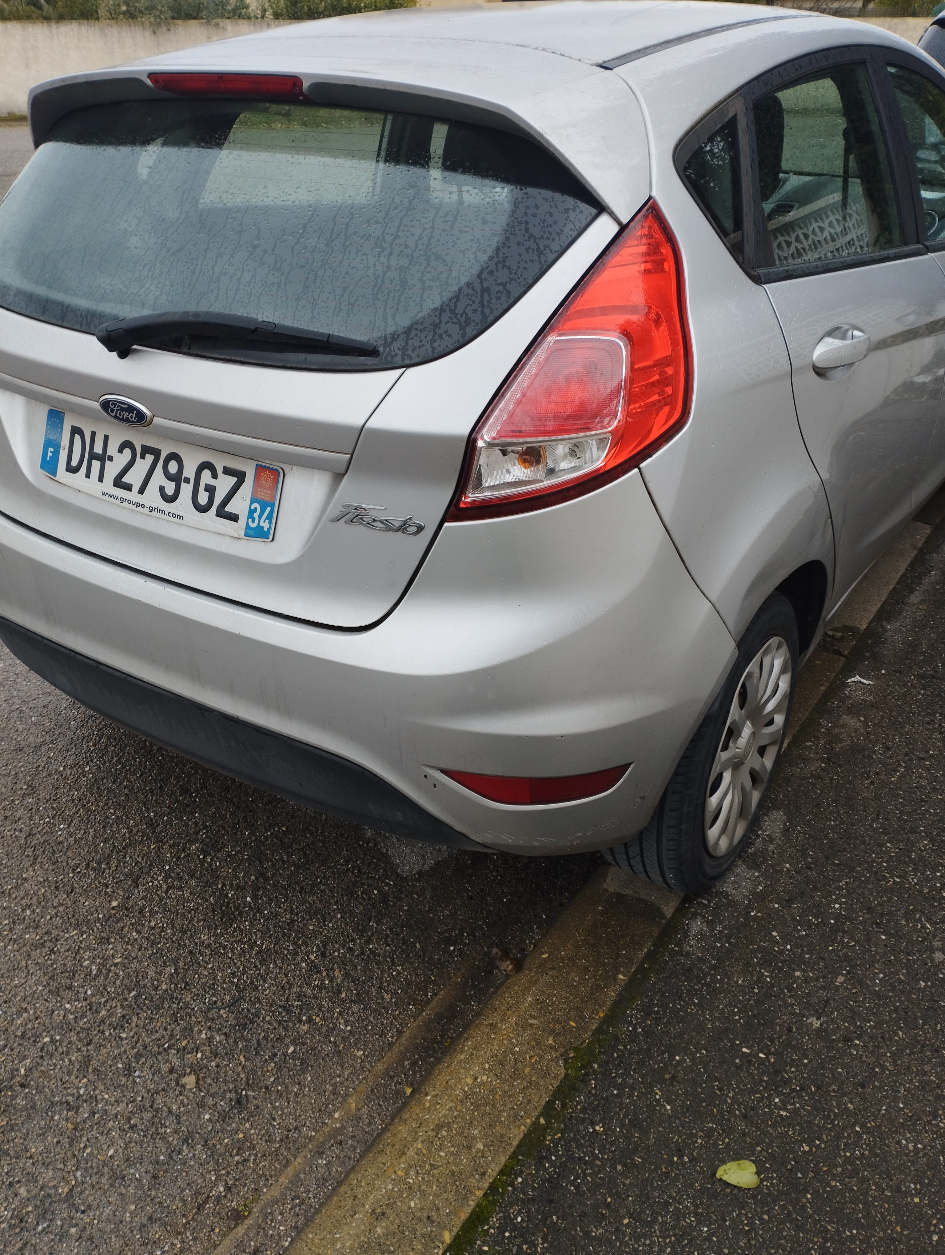 Ford Fiesta avec Climatisation