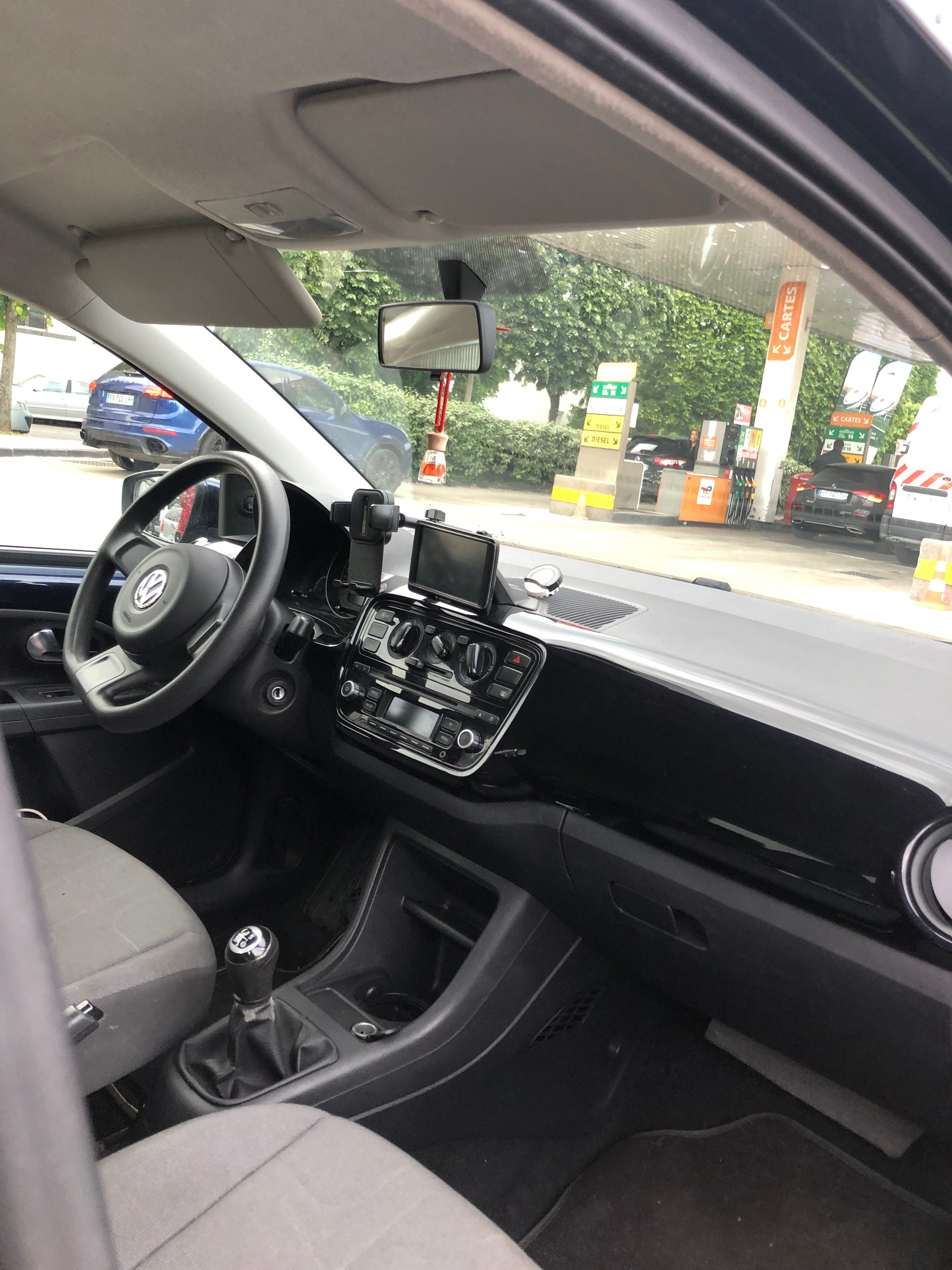 Volkswagen Up! avec Apple CarPlay