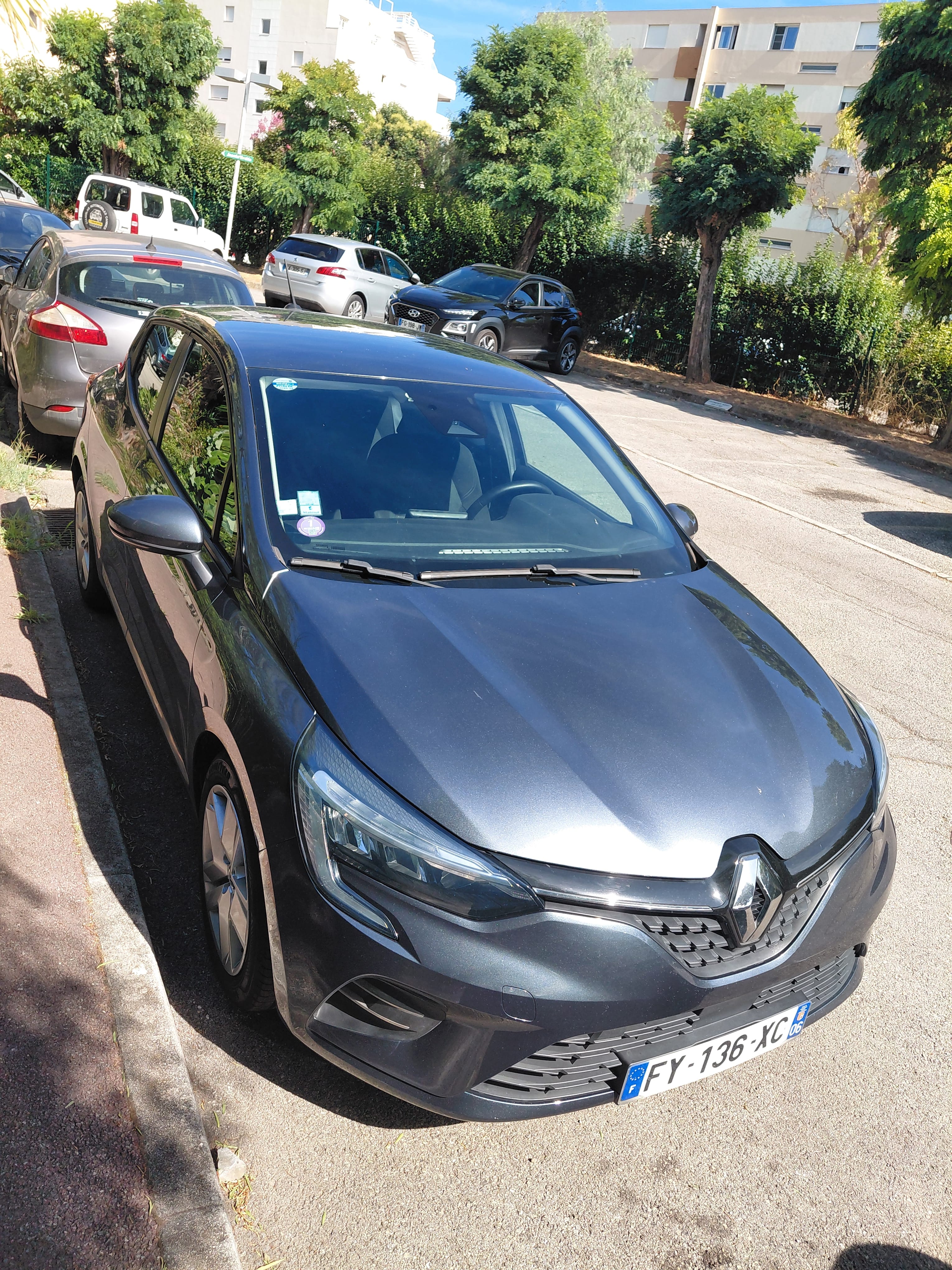 Renault Clio, 2021, Essence 98