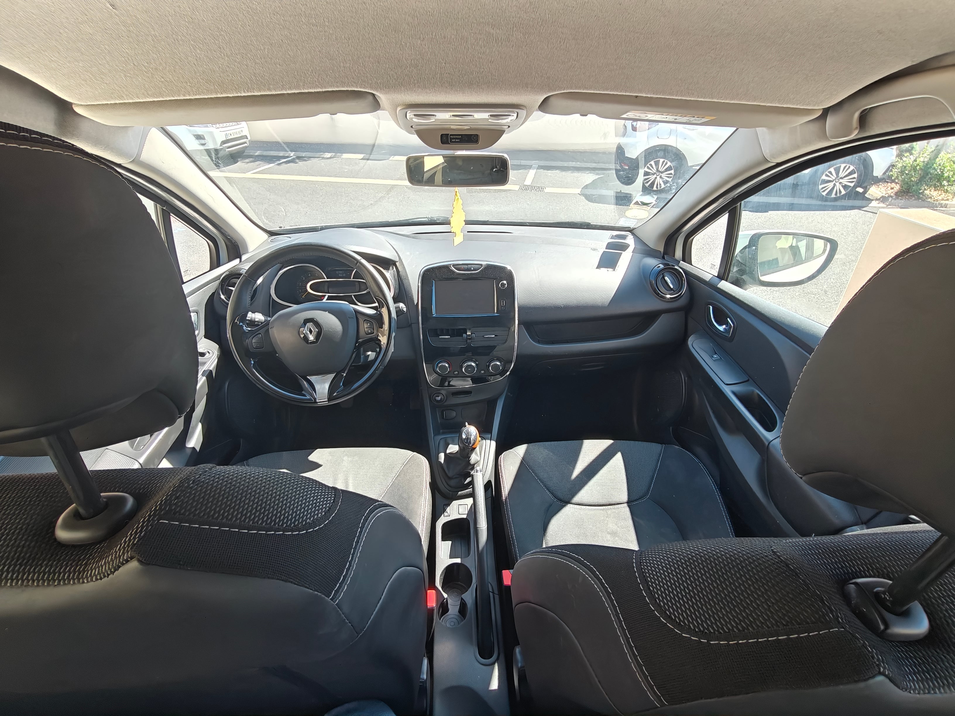 Renault Clio 1.5 DCI avec Siège bébé