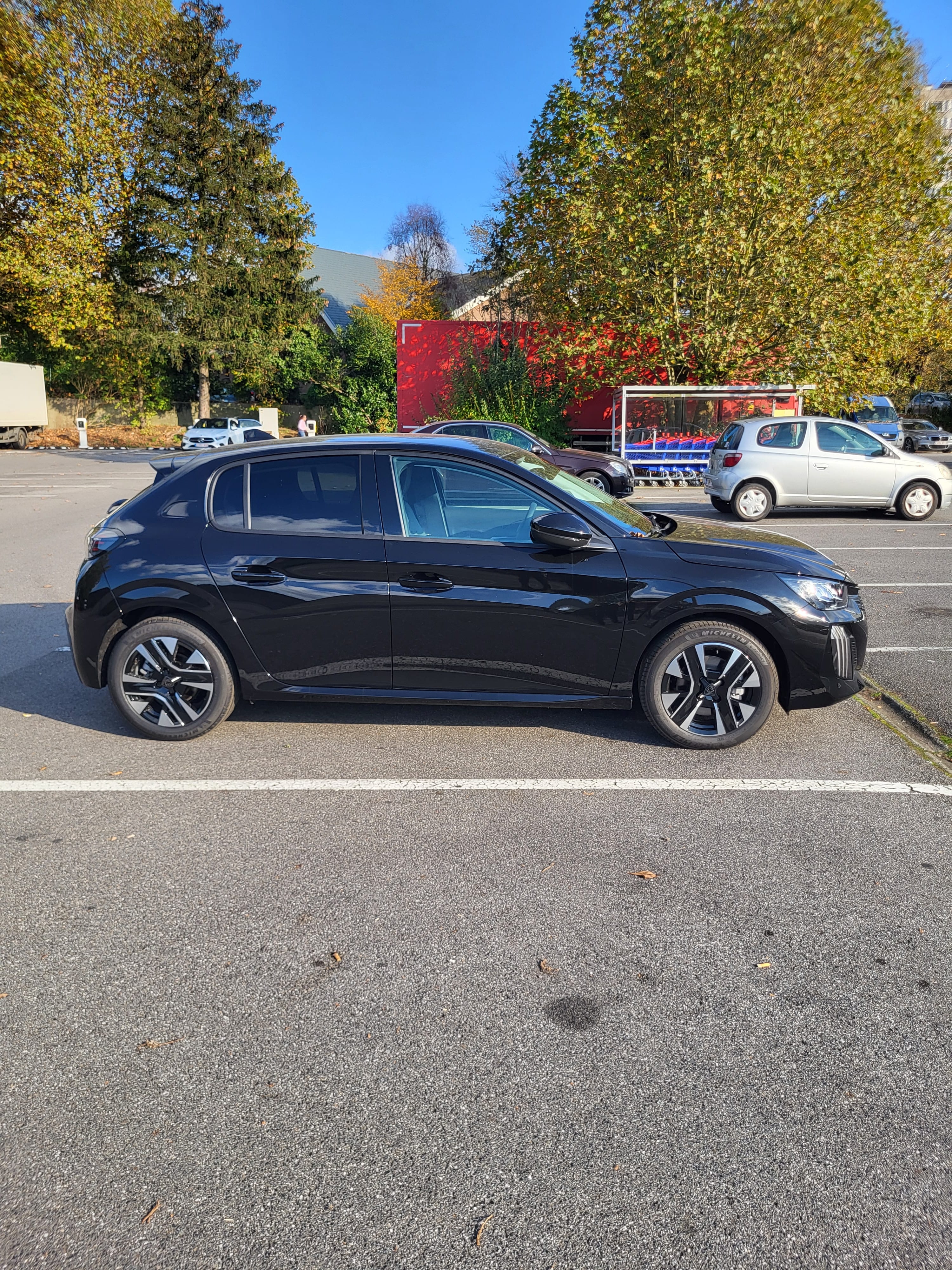 Peugeot 208 avec GPS
