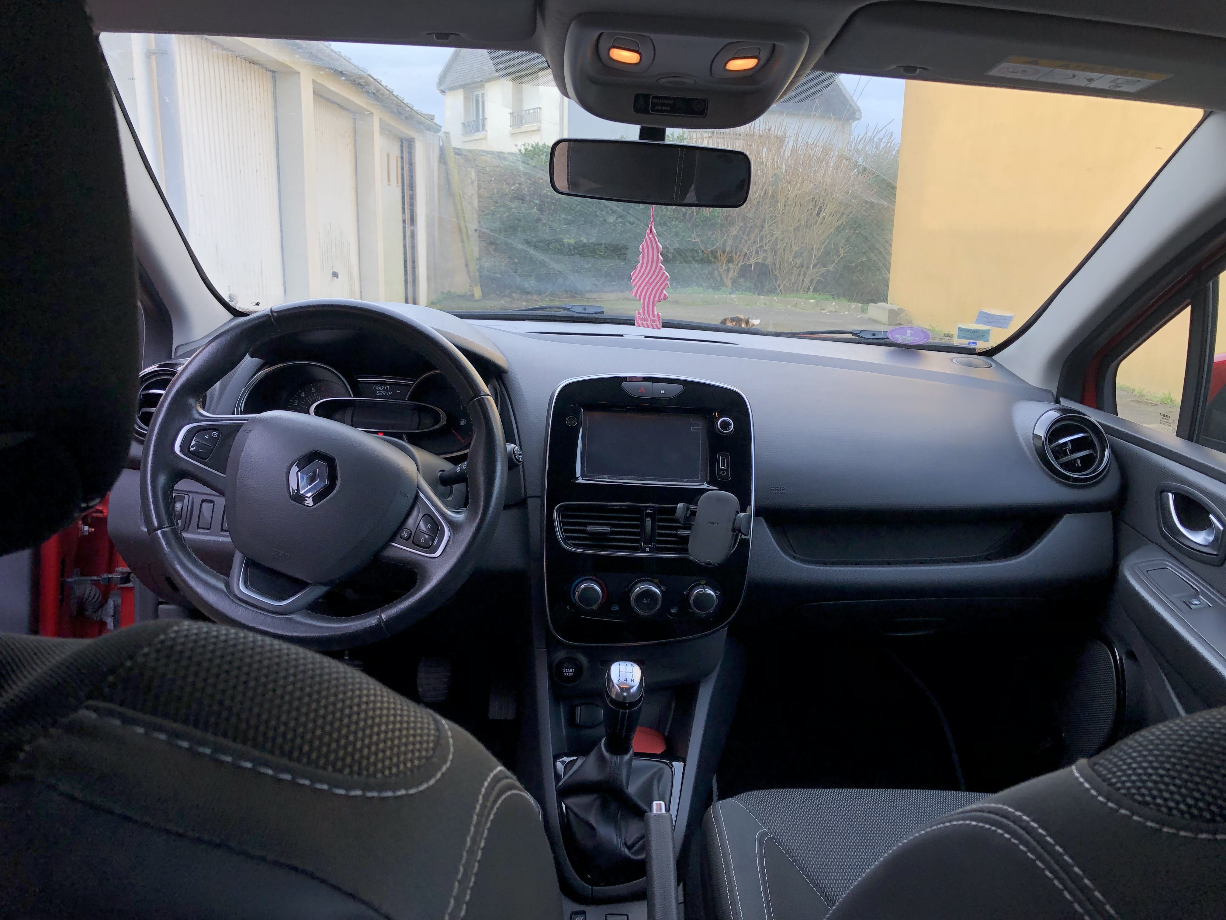Renault Clio avec GPS