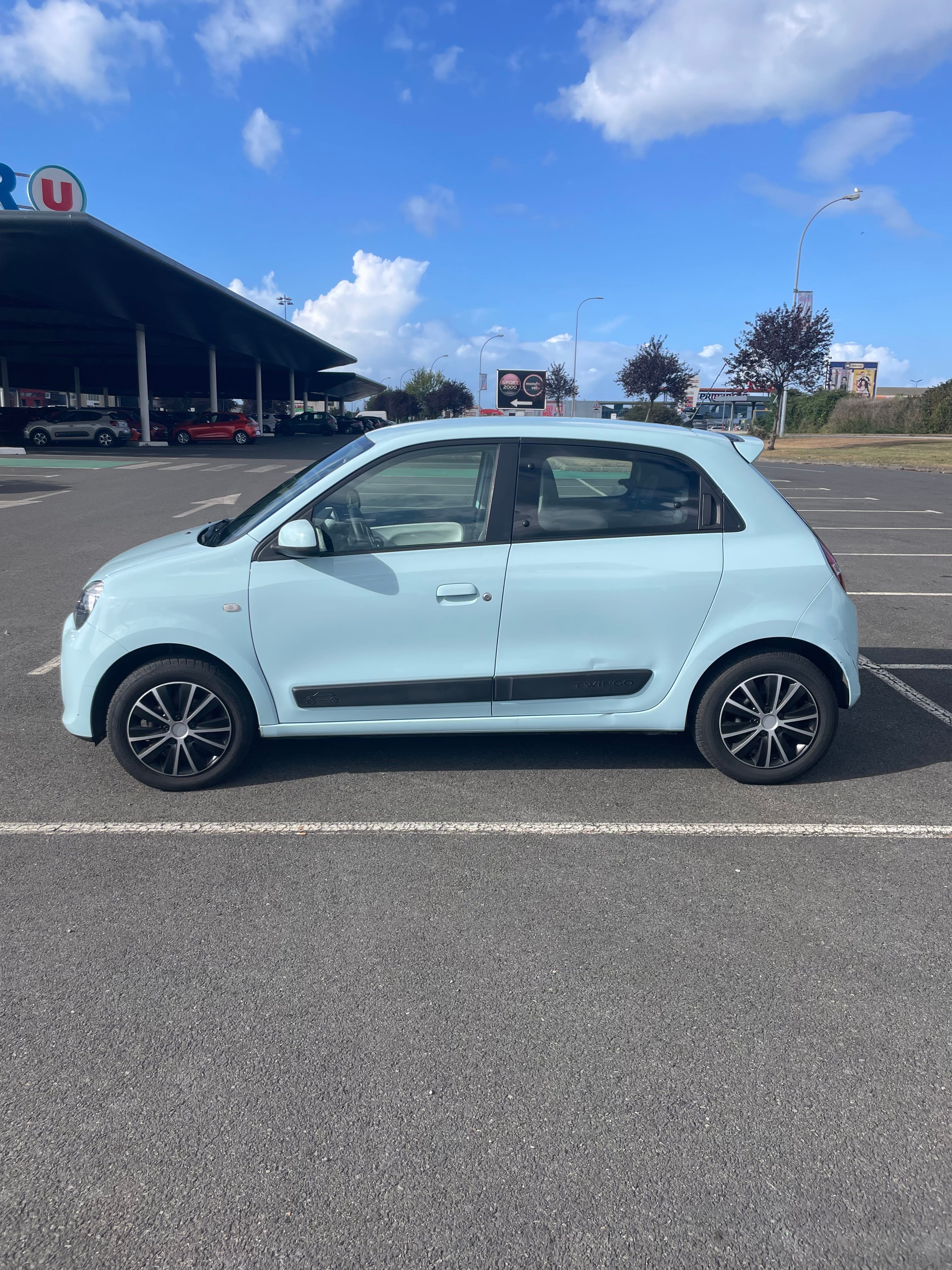 Renault Twingo III avec Climatisation