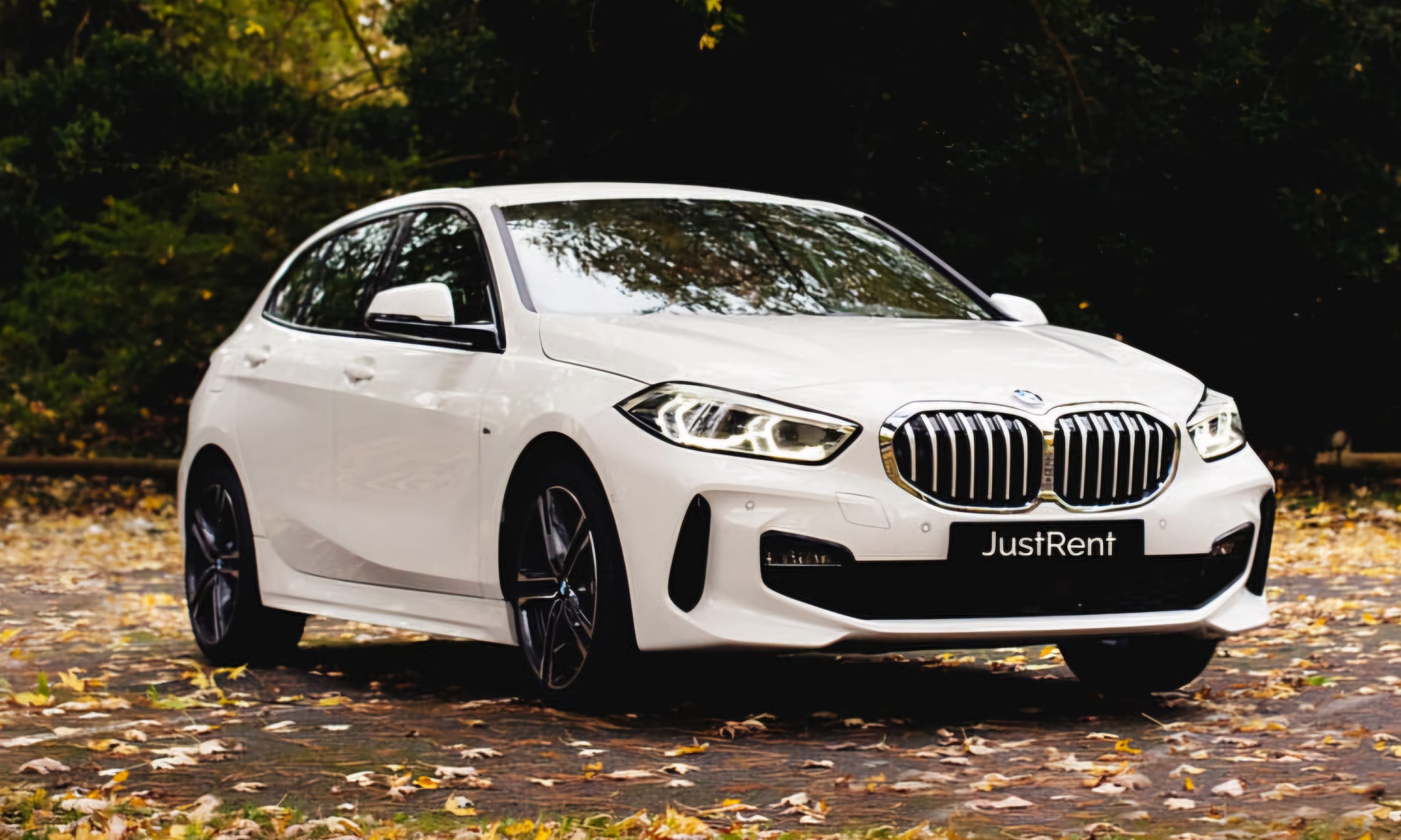 BMW Série 1 (GR718), boite auto, clim, GPS, connectivité smartphone..., 2023, Essence 98, automatique