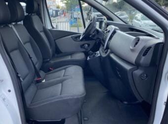 Renault Trafic avec Siège bébé