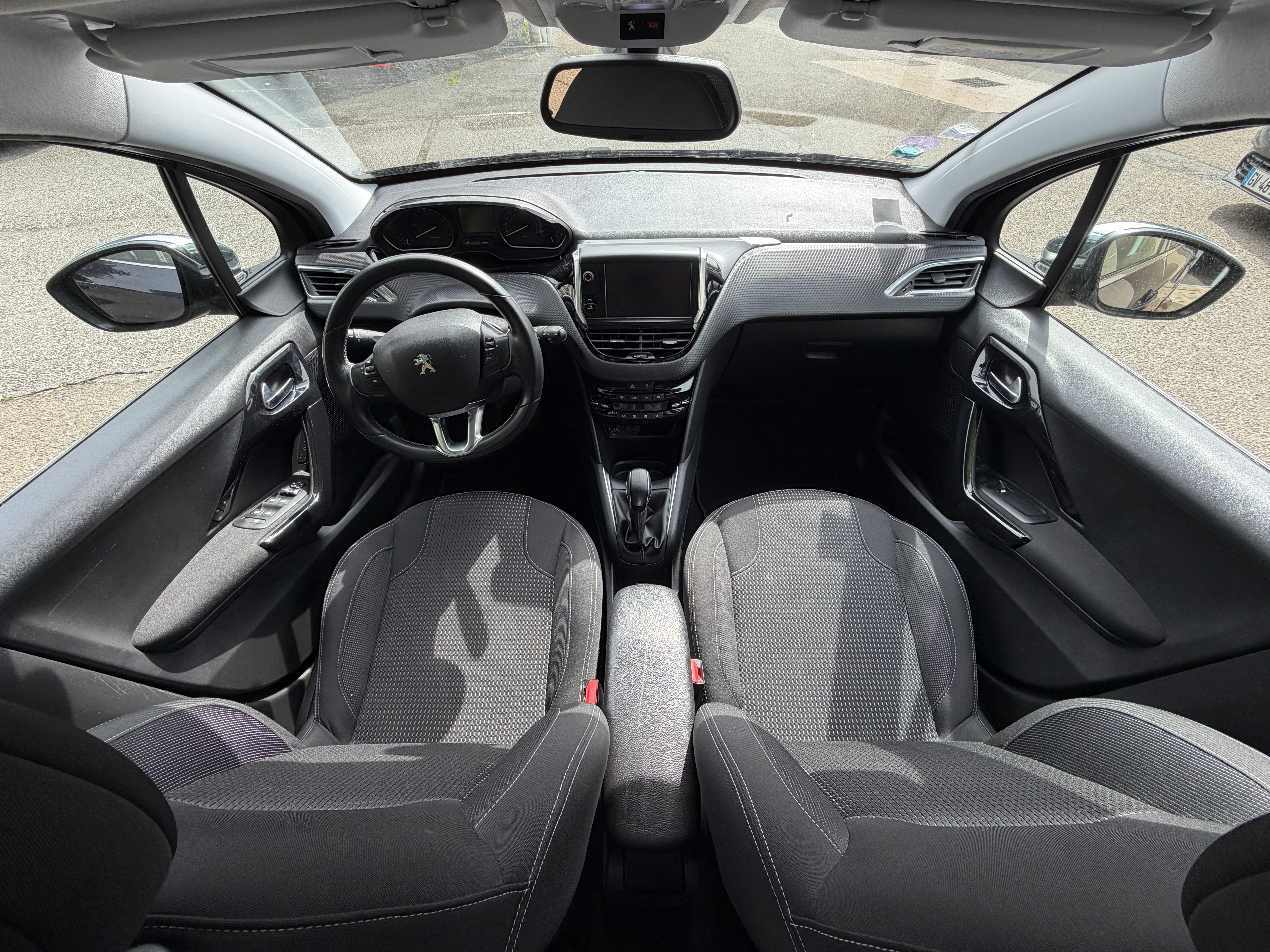 Peugeot 208 avec Régulateur de vitesse