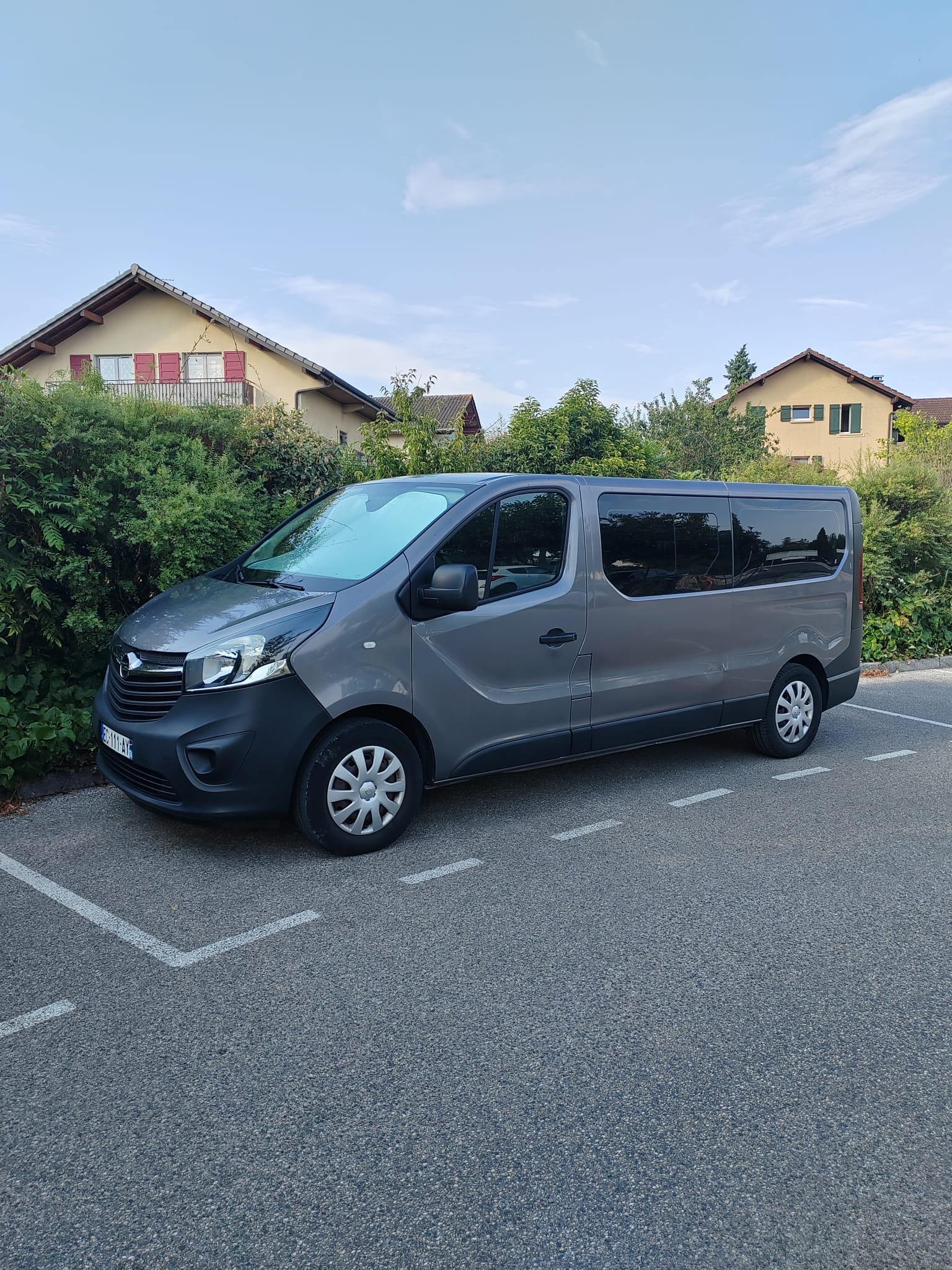 Opel Vivaro Combi avec Climatisation