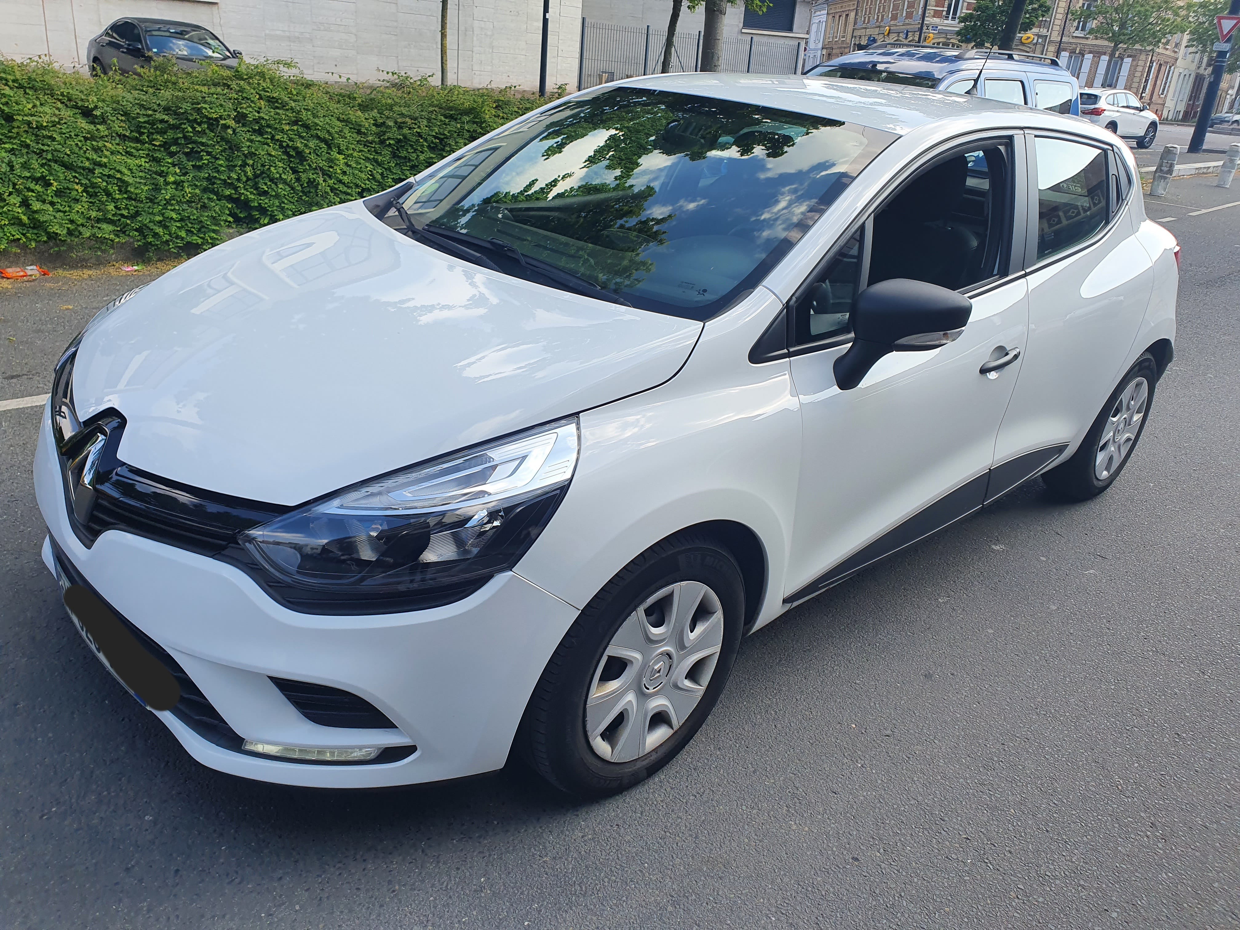 Renault Clio avec Climatisation