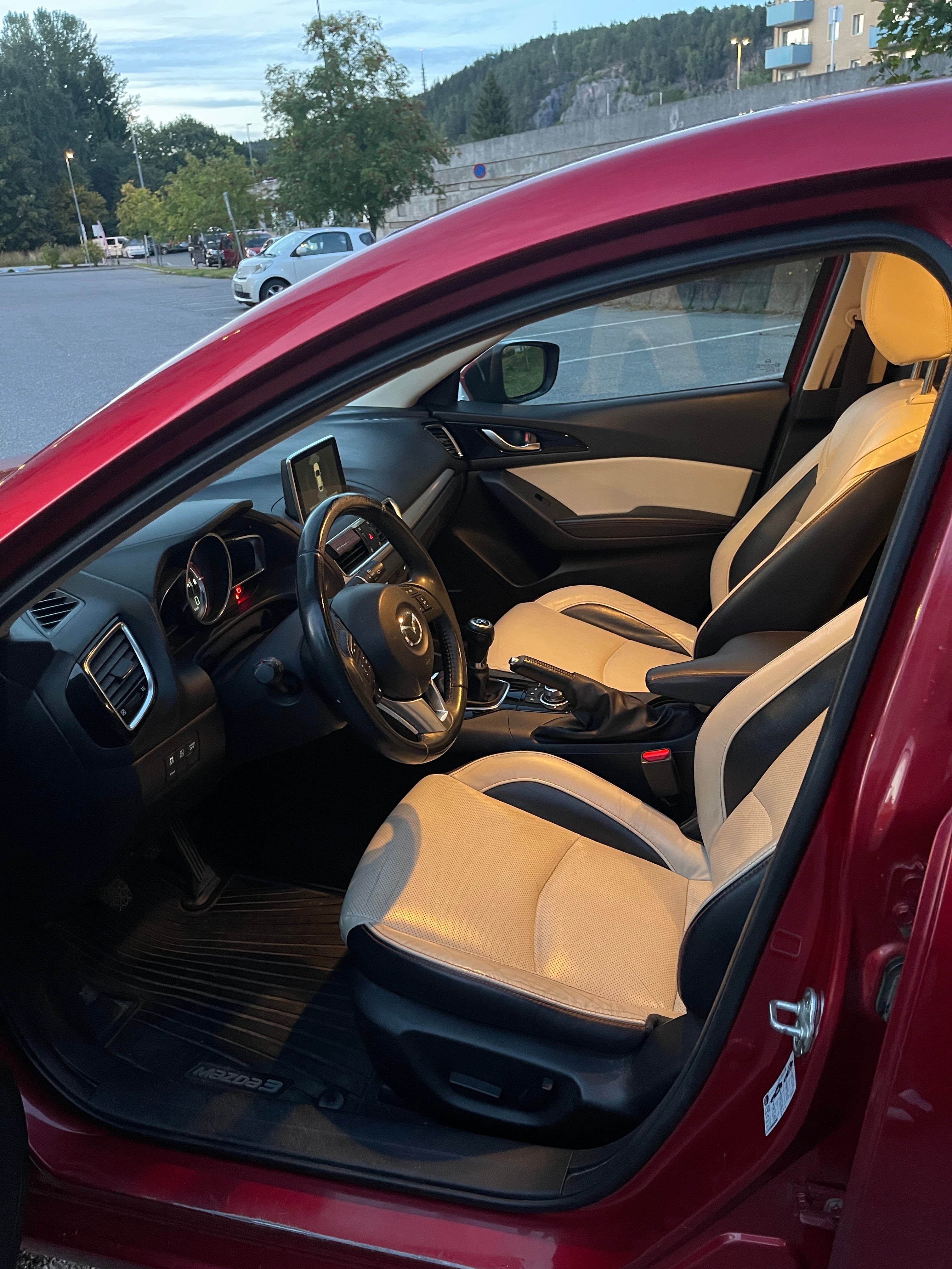 Mazda 3 med Cruisekontroll