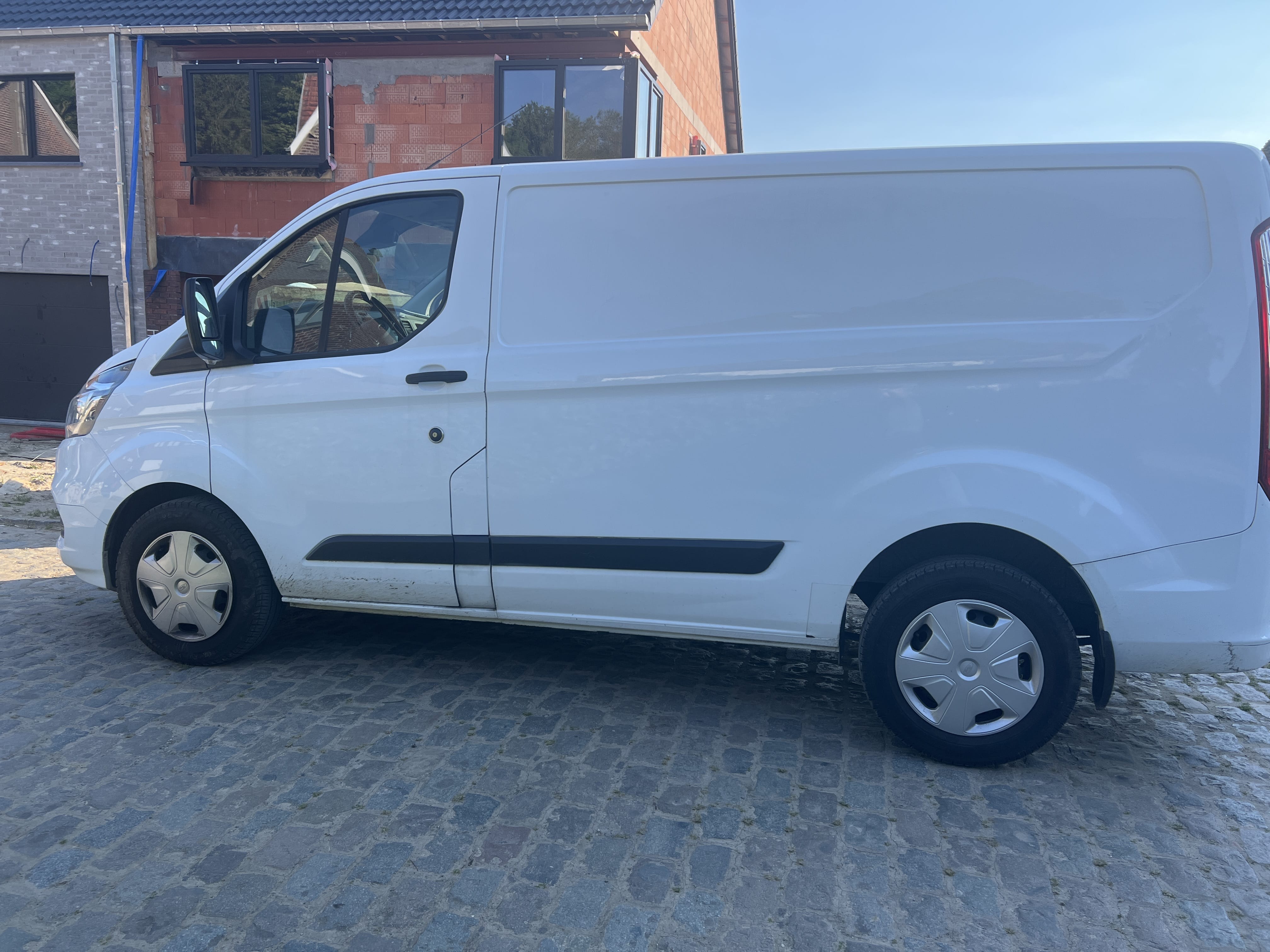 Ford Transit Cargo Van avec Climatisation