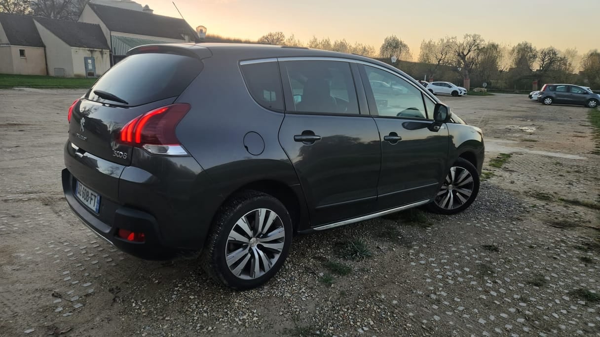 Peugeot 3008 avec Pneus neige