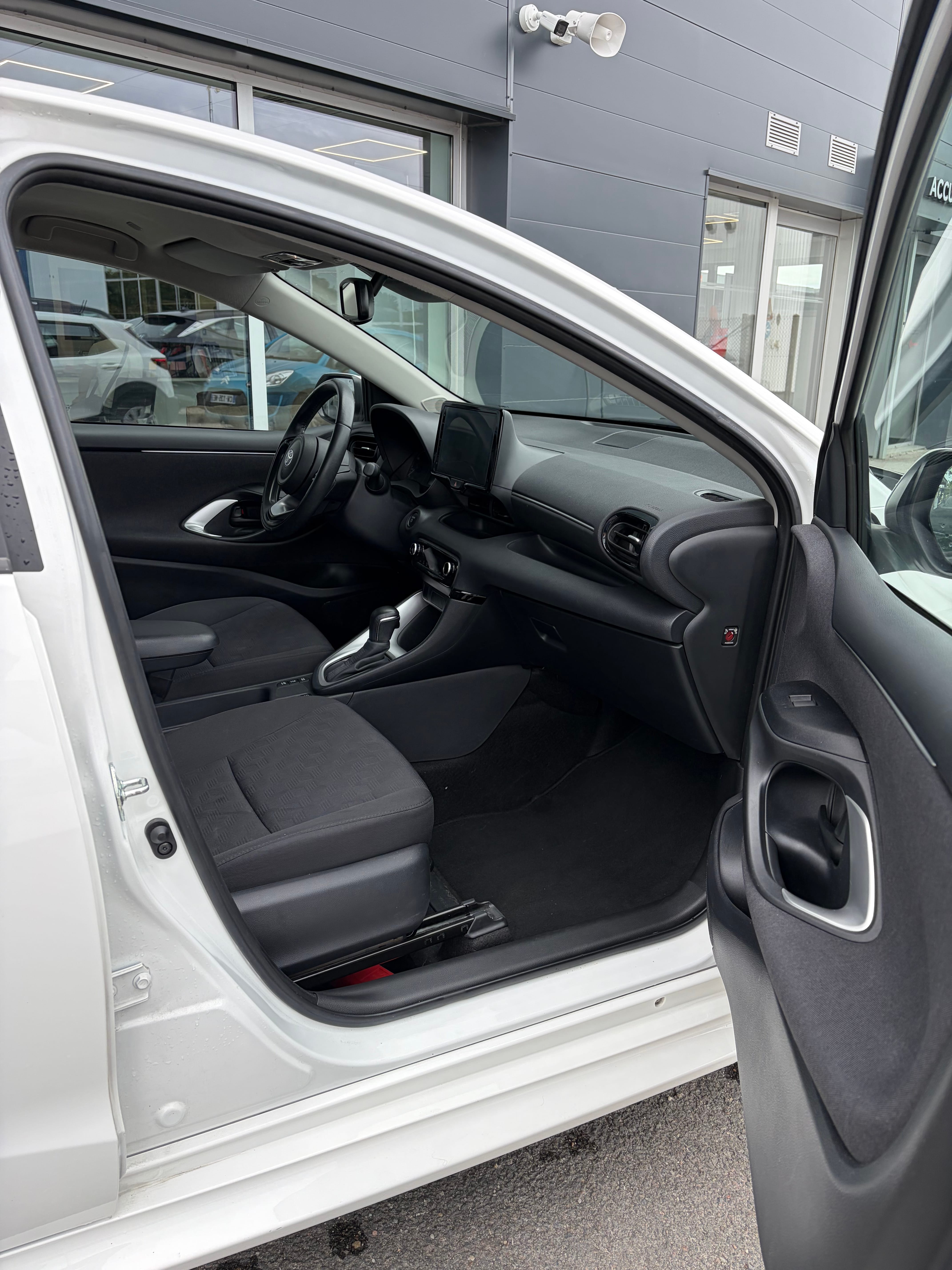 Toyota Yaris Hybride avec Régulateur de vitesse