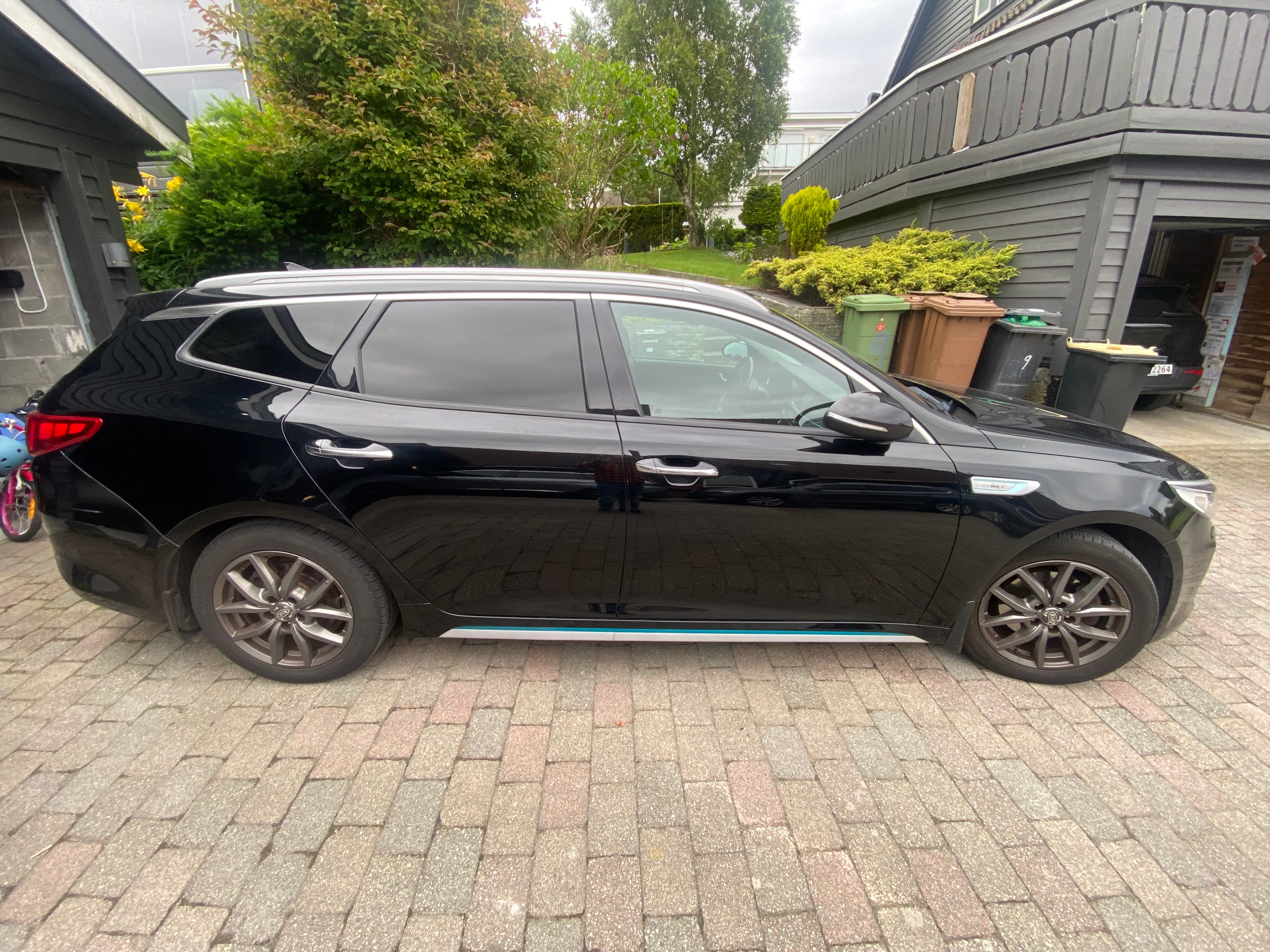 Kia Optima Hybrid med Aircondition