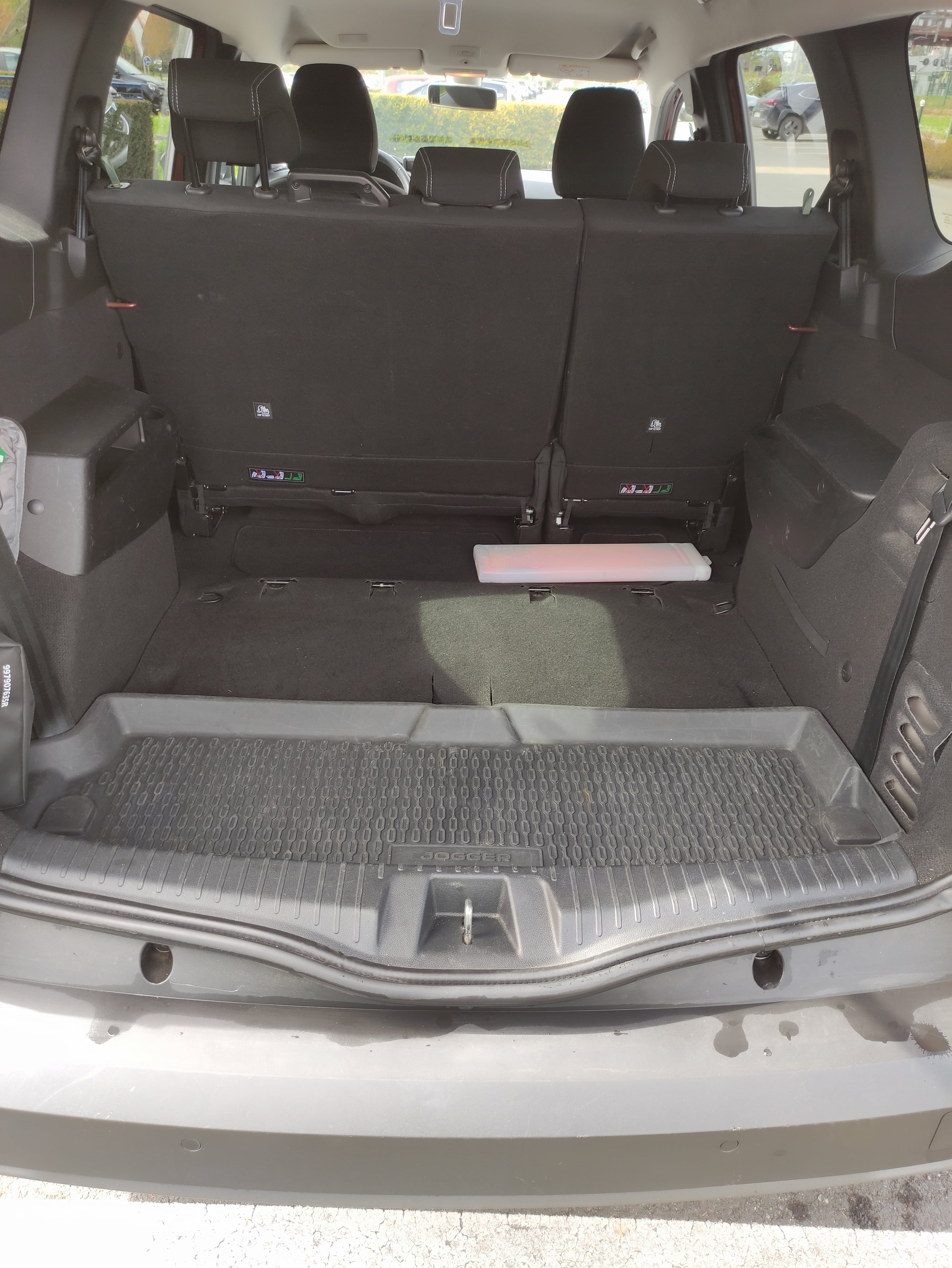 Dacia Jogger Extrême +  7 places avec Audio Bluetooth
