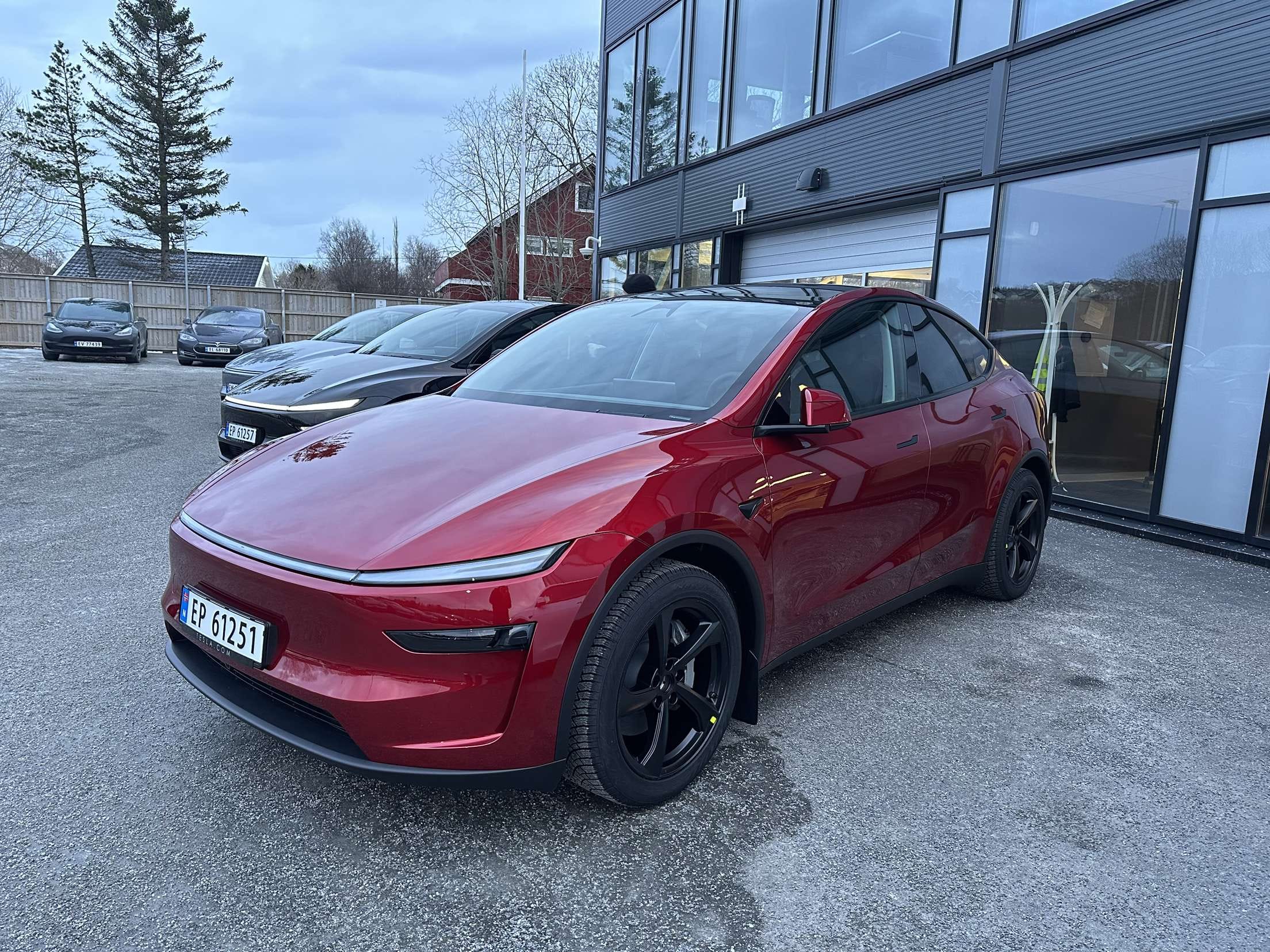 Tesla Model Y Long Range, 2025, Elektrisk, automatisk