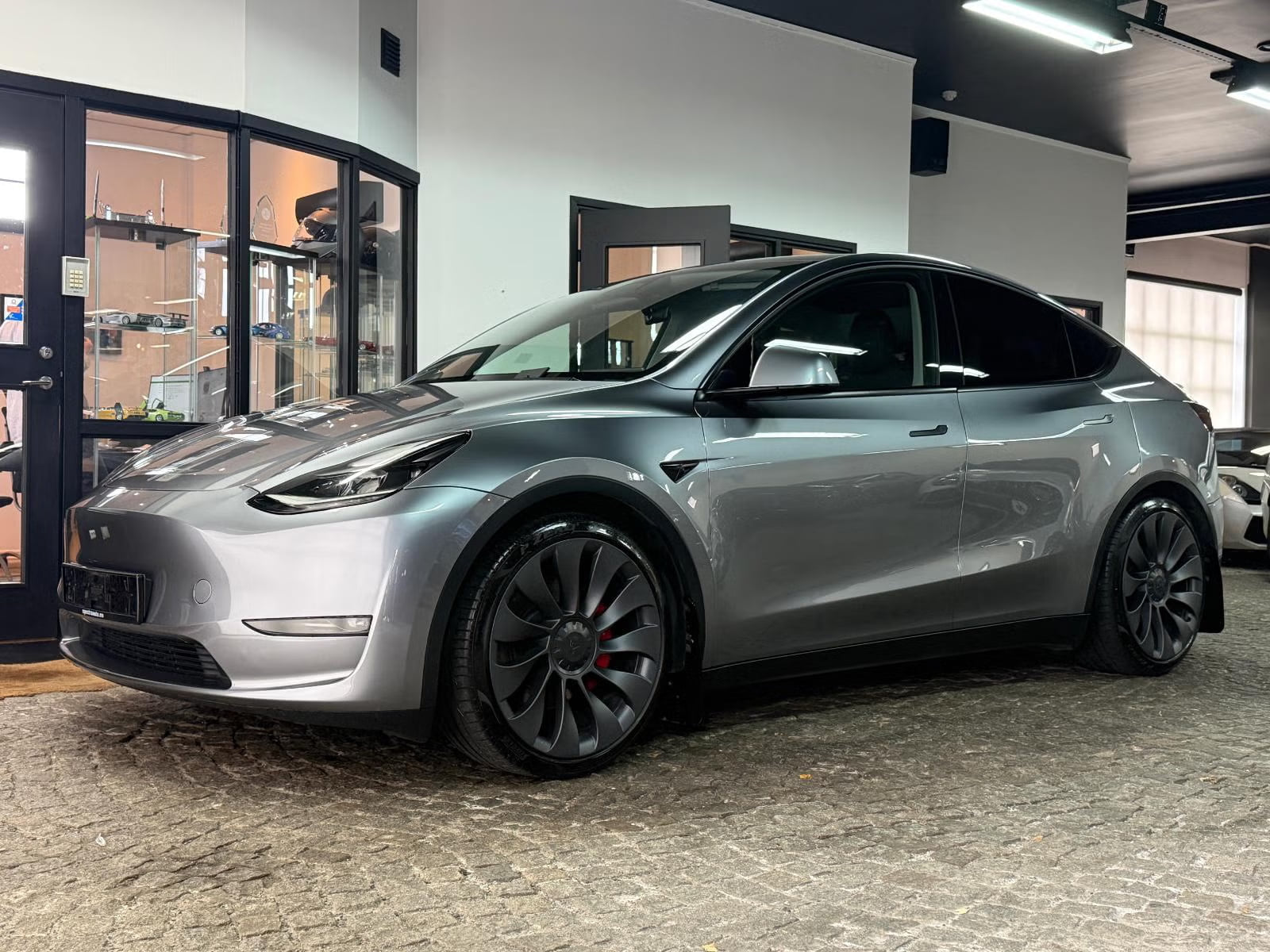 Tesla Model Y Performance, 2023, Elektrisk, automatisk