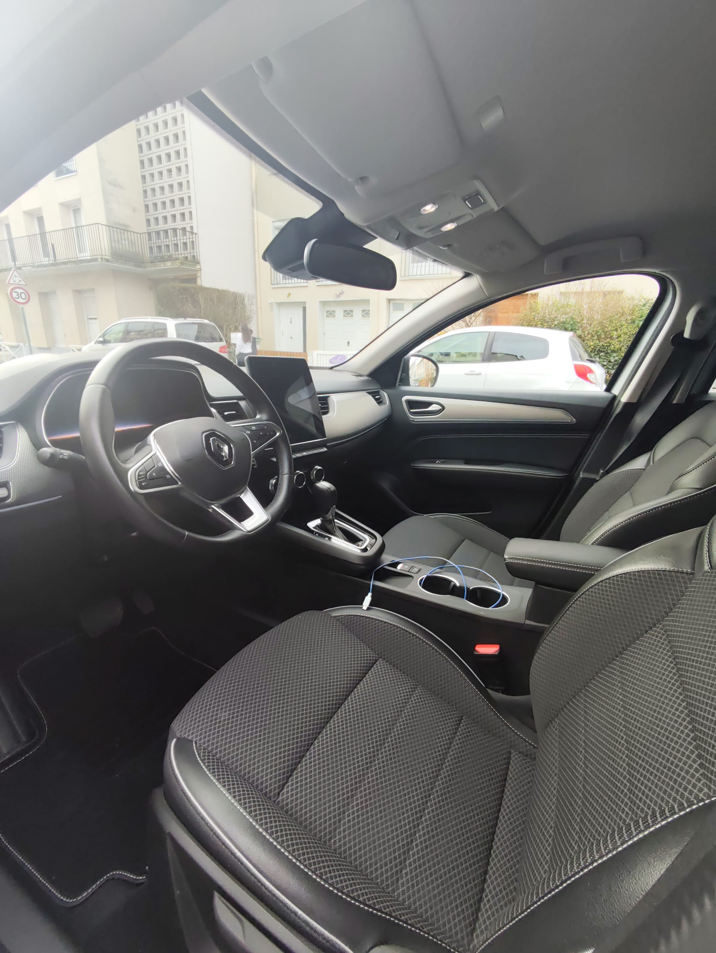 Renault Arkana E-Tech avec GPS